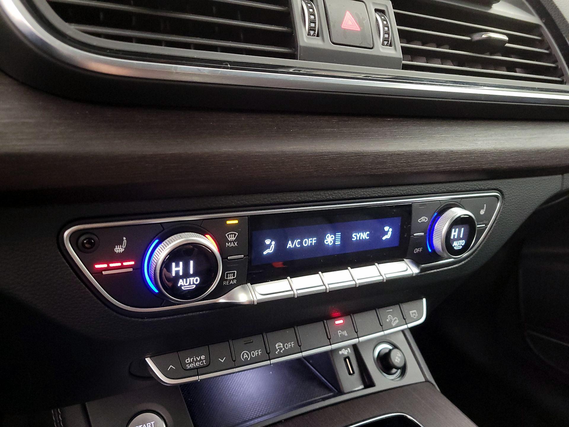 Thumbnail: 2022 Audi Q5 - 16