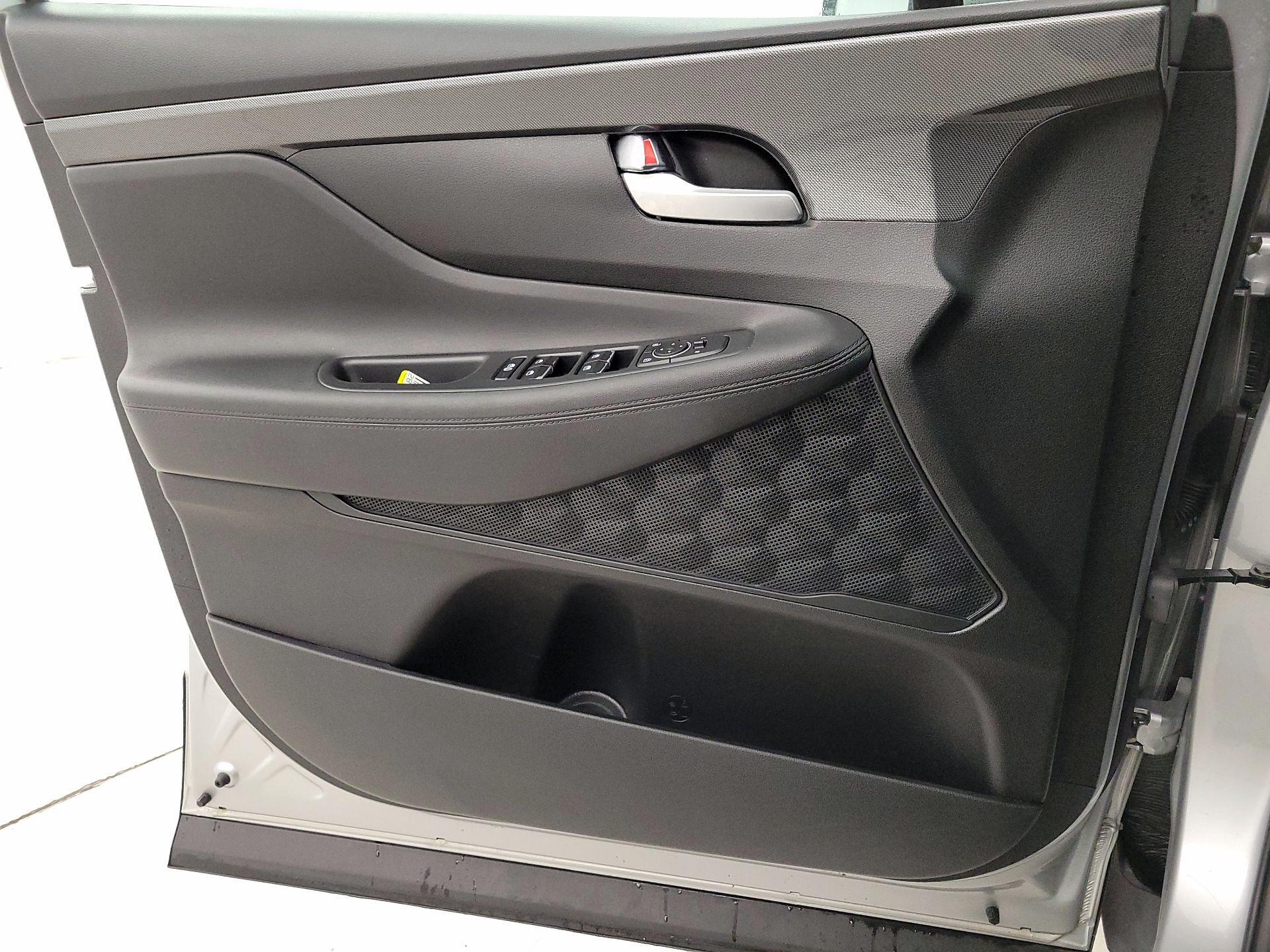 Thumbnail: 2021 Hyundai Santa Fe - 12