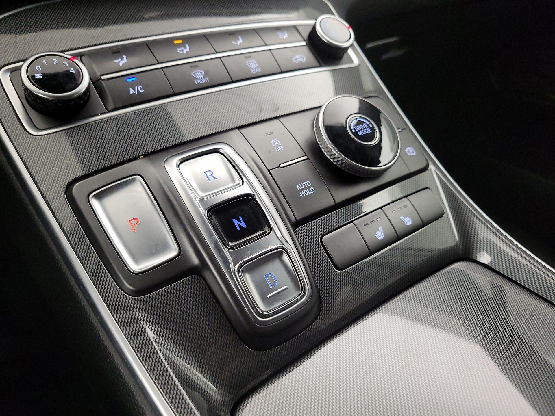 Thumbnail: 2021 Hyundai Santa Fe - 17