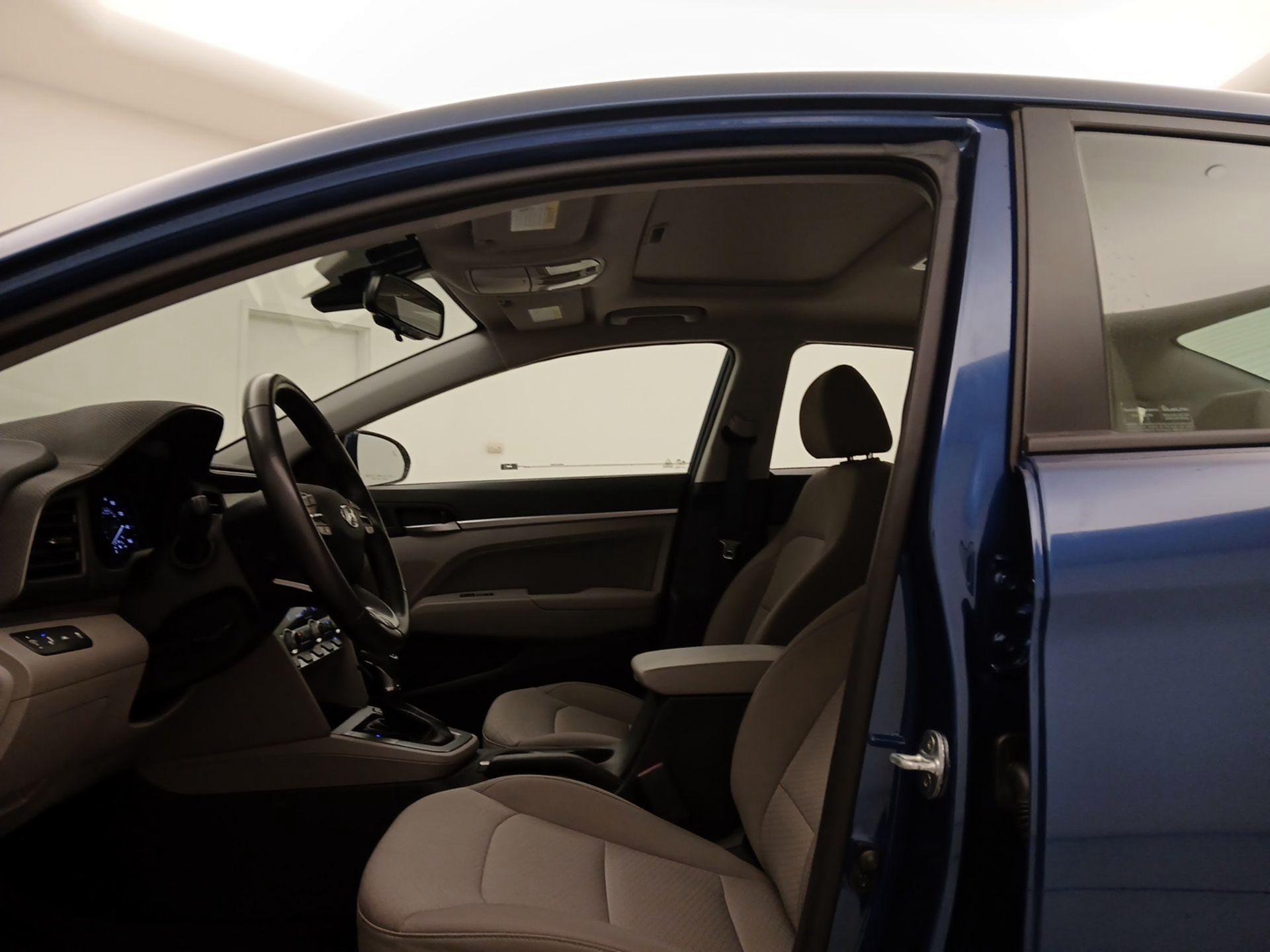 Thumbnail: 2020 Hyundai Elantra - 19