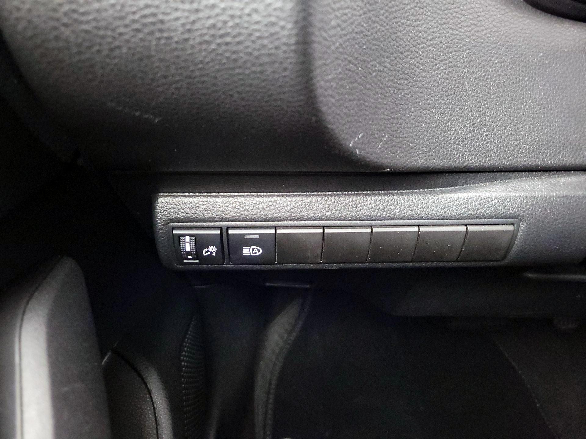 Thumbnail: 2023 Toyota Corolla - 13