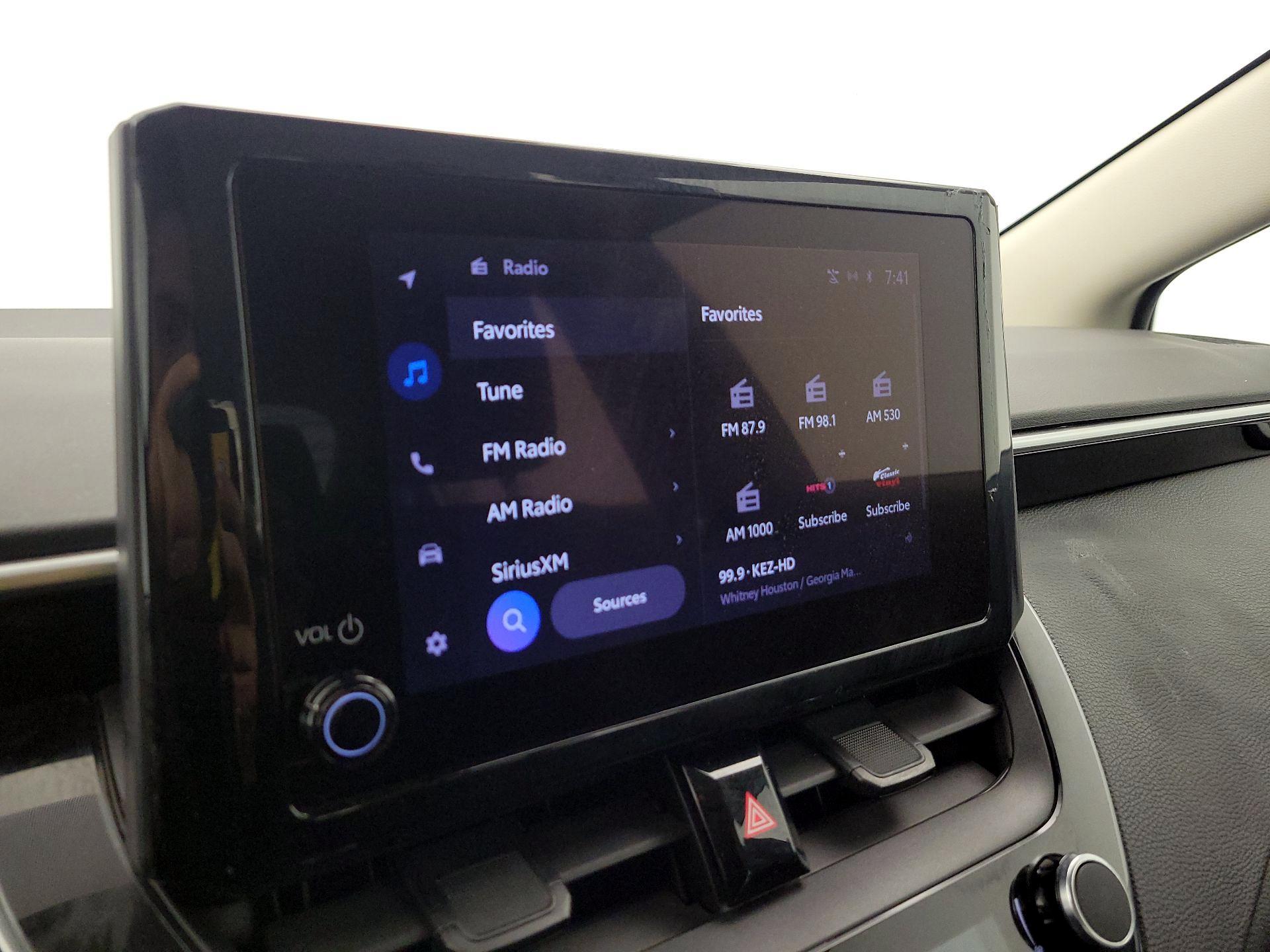 Thumbnail: 2023 Toyota Corolla - 15