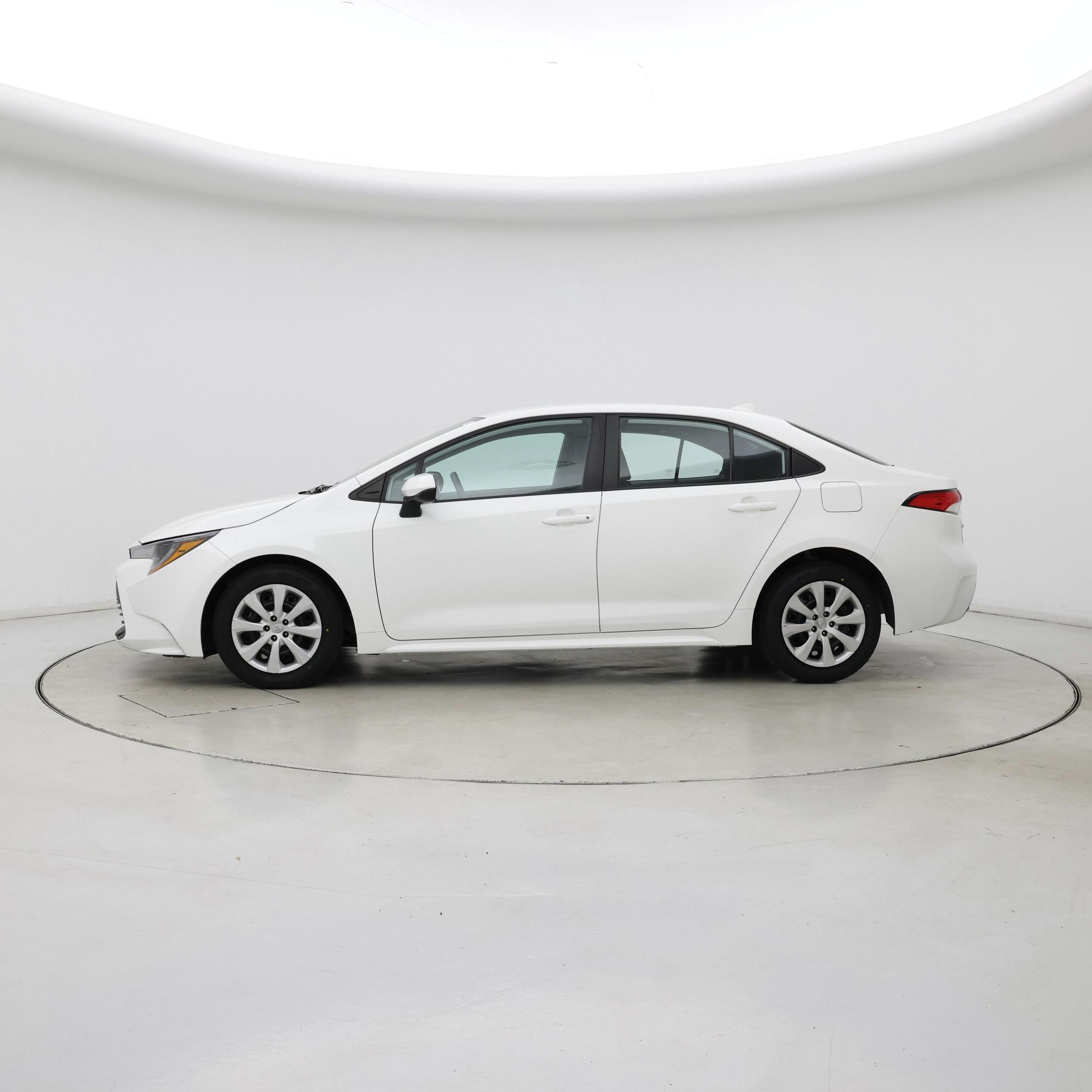 Thumbnail: 2023 Toyota Corolla - 3