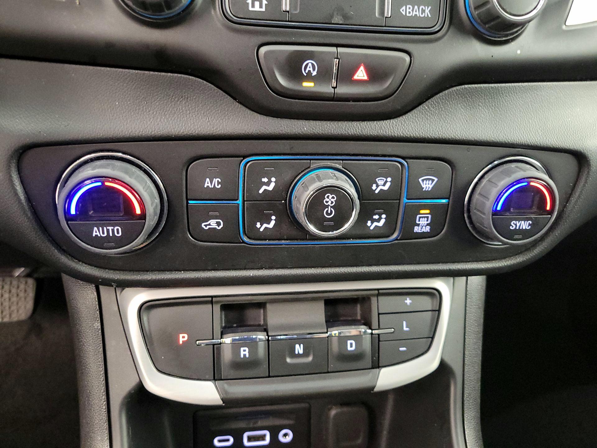 Thumbnail: 2023 GMC Terrain - 16