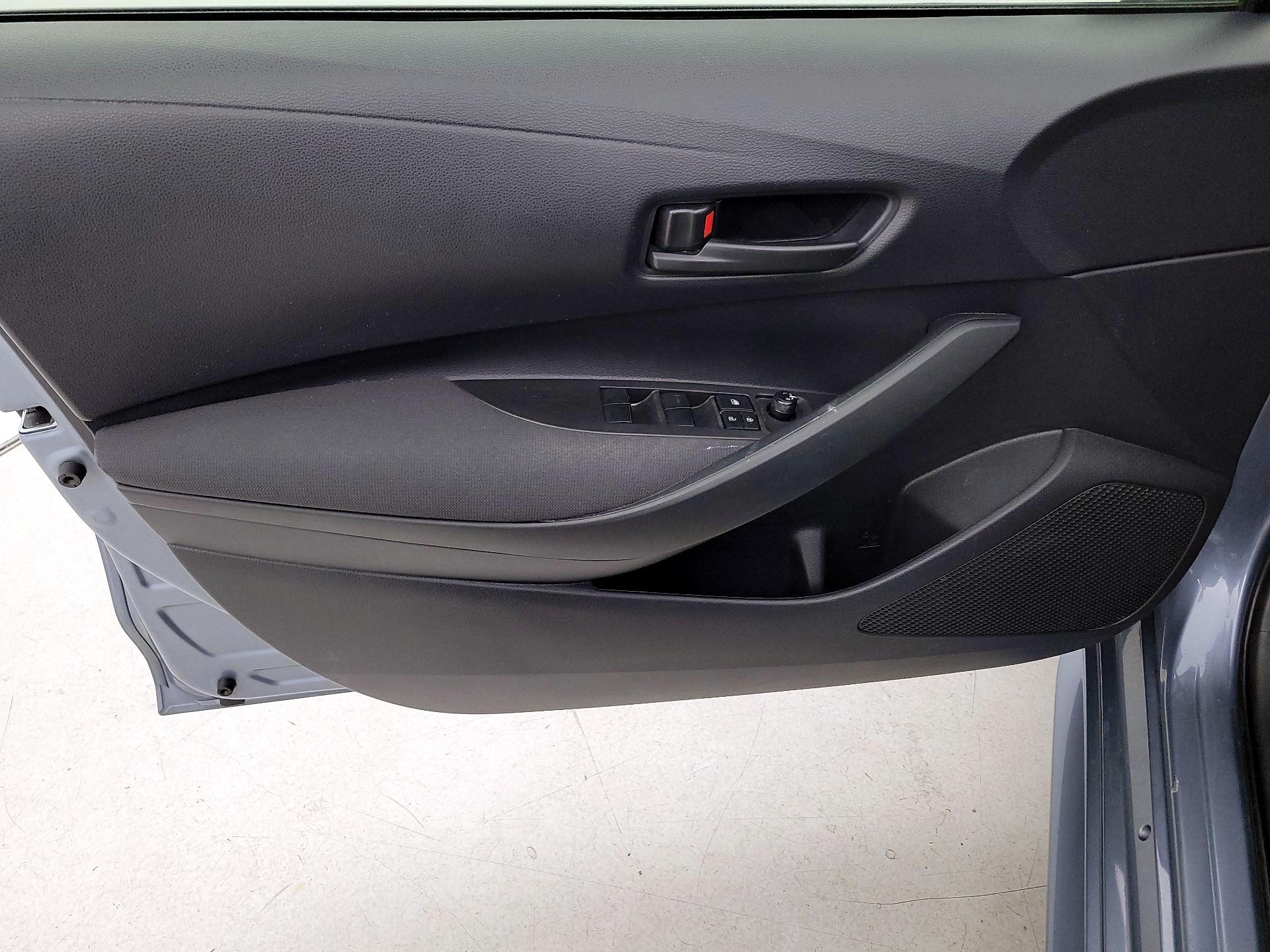 Thumbnail: 2023 Toyota Corolla - 12