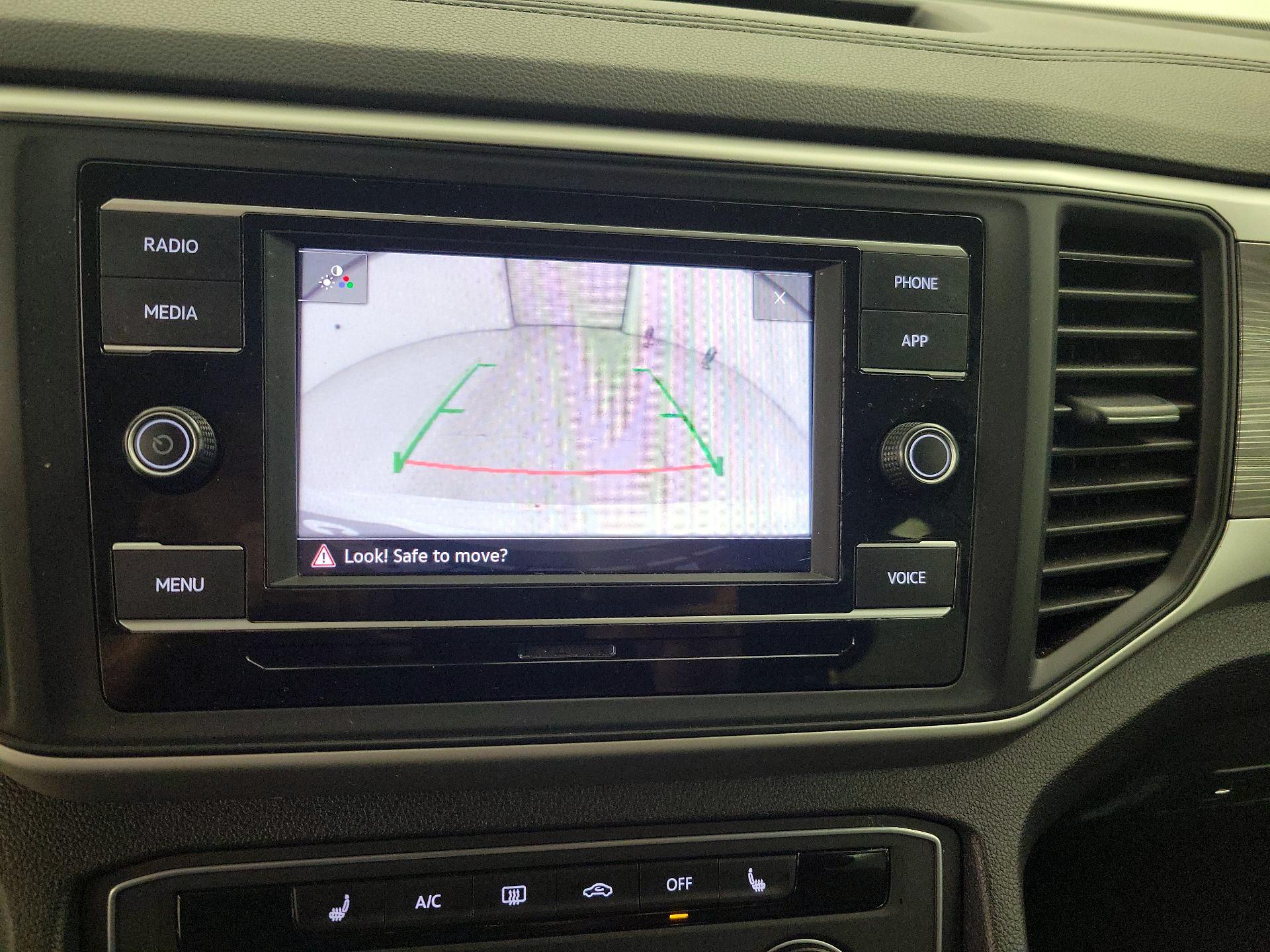 Thumbnail: 2023 Volkswagen Atlas - 14