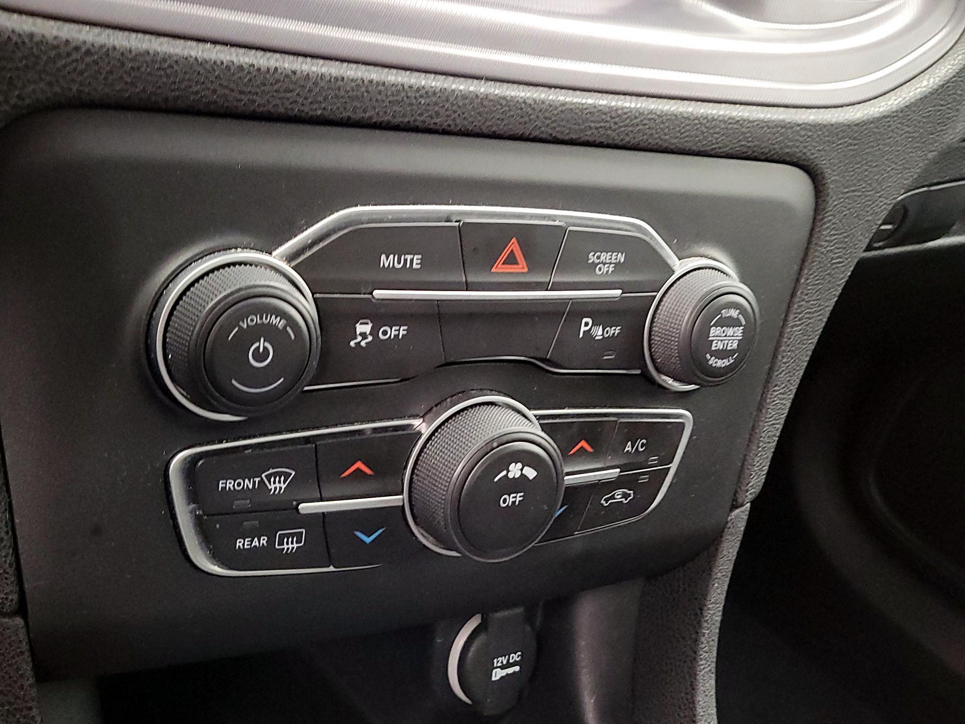 Thumbnail: 2023 Dodge Charger - 16