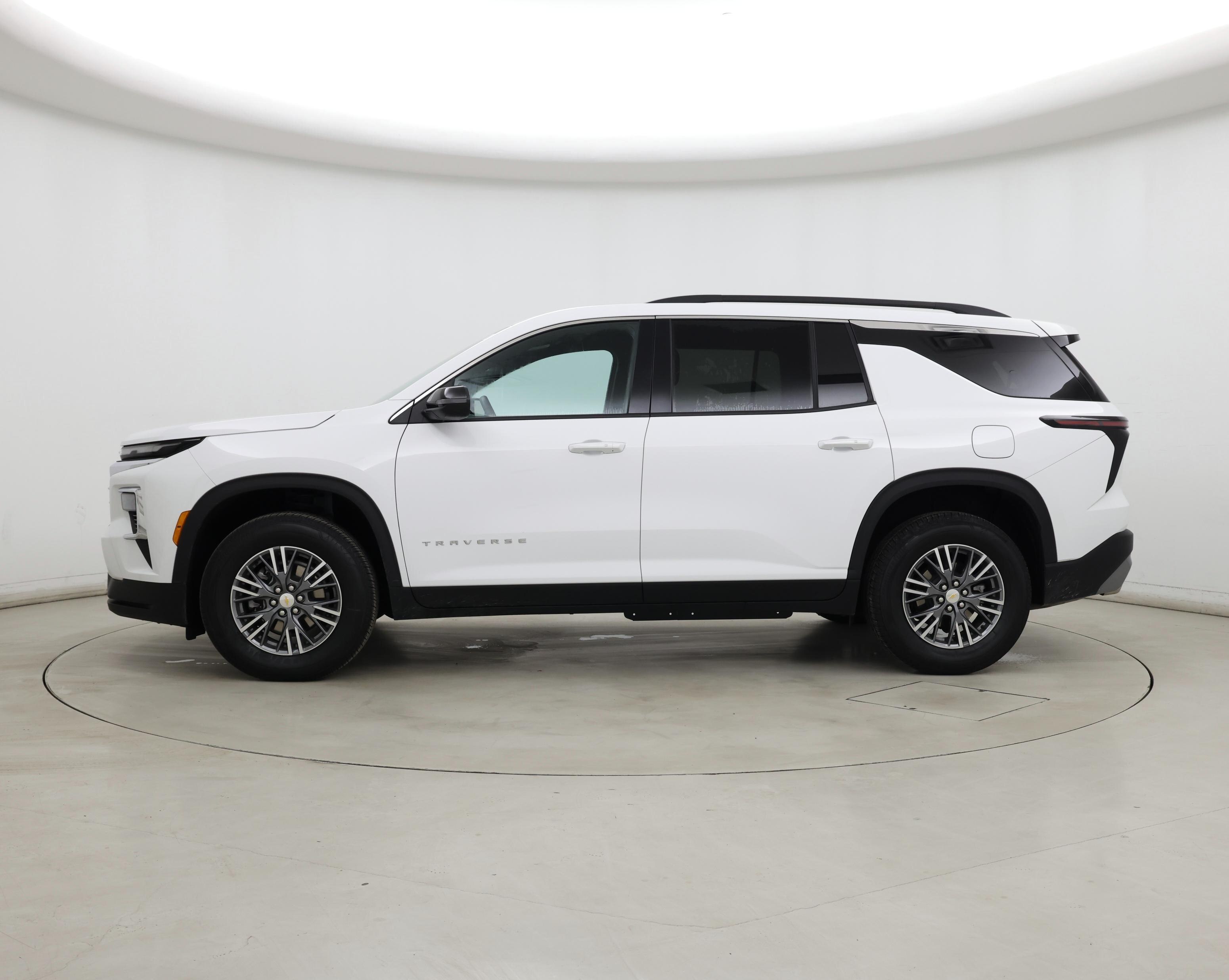 Thumbnail: 2025 Chevrolet Traverse - 3