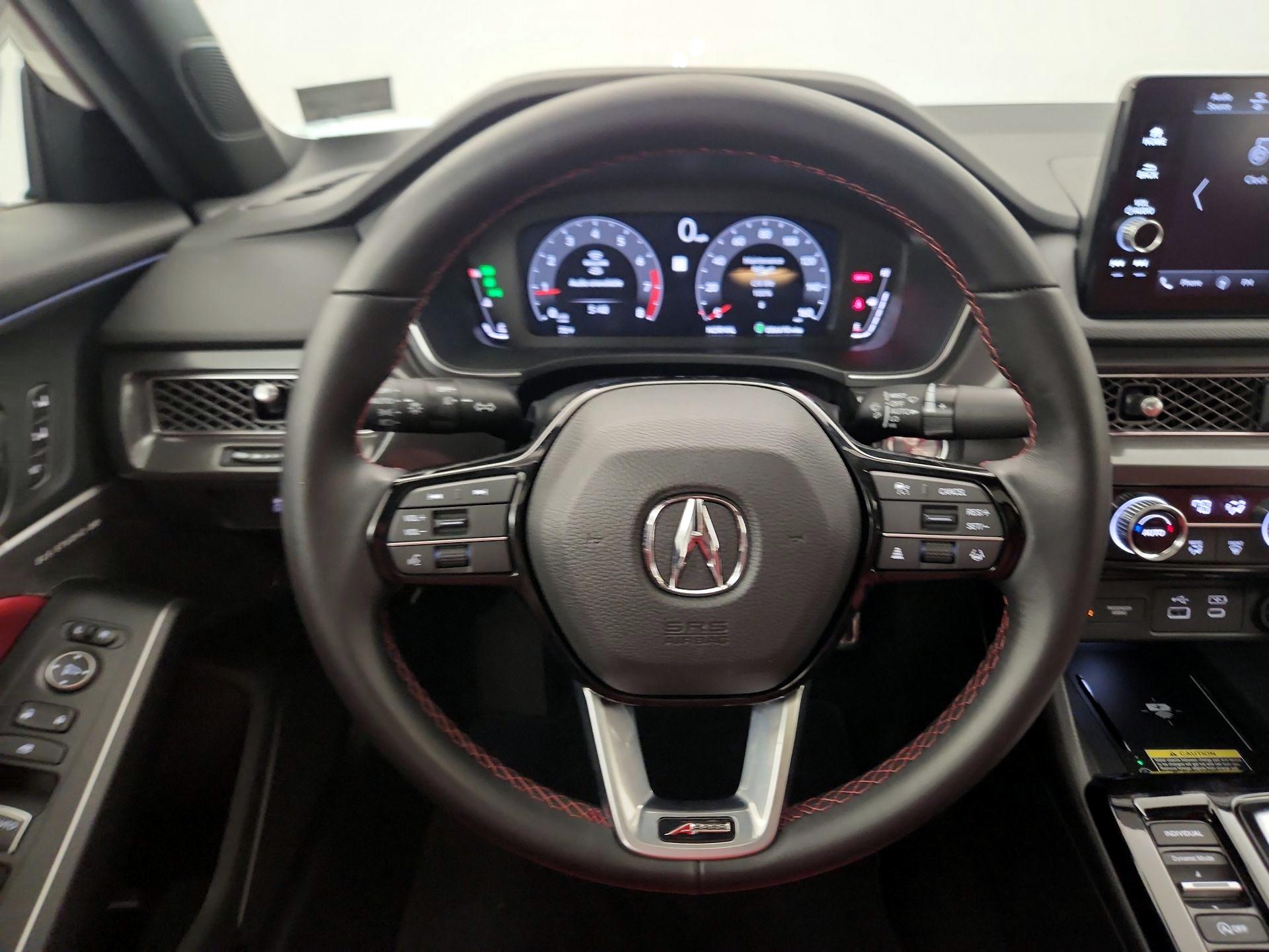 Thumbnail: 2025 Acura Integra - 10