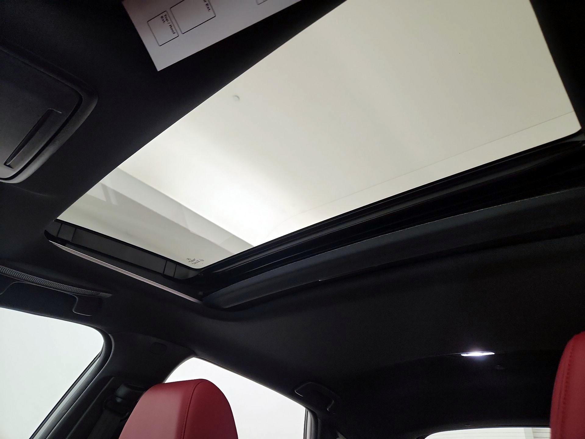 Thumbnail: 2025 Acura Integra - 19