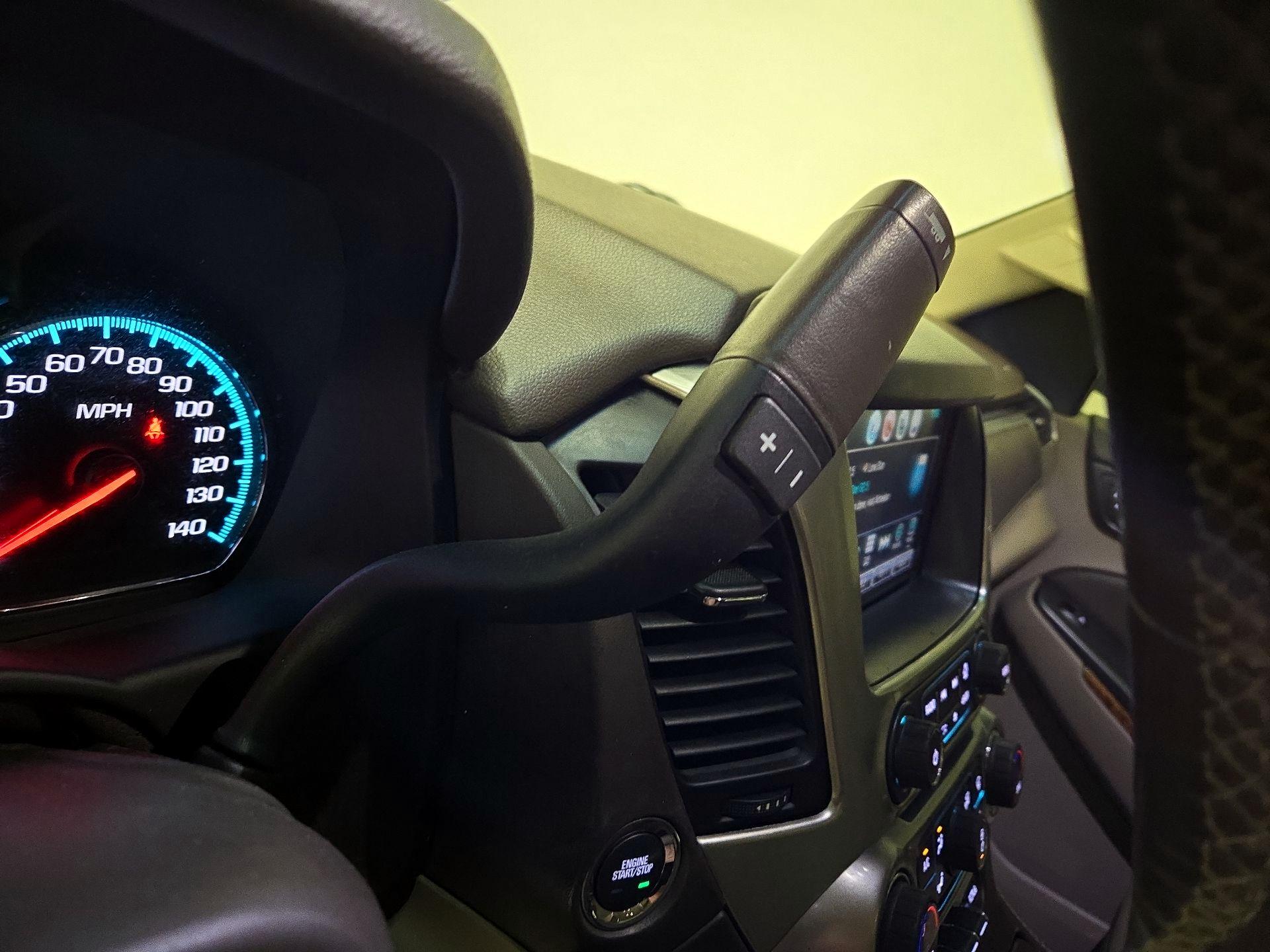 Thumbnail: 2018 Chevrolet Tahoe - 18