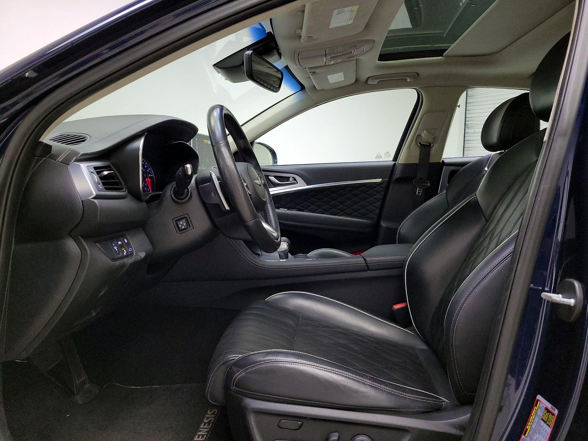 Thumbnail: 2019 Genesis G70 - 11