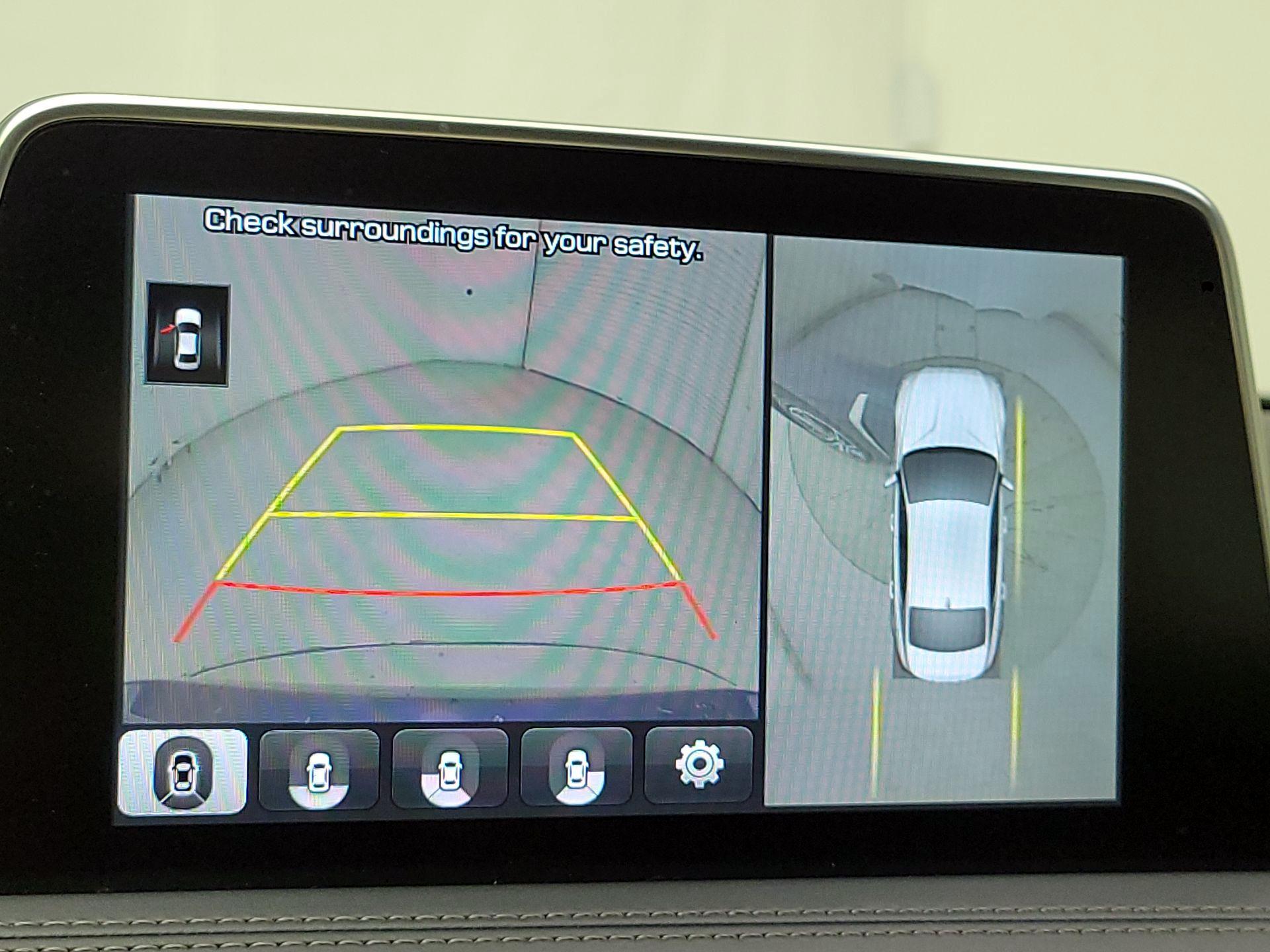 Thumbnail: 2019 Genesis G70 - 15