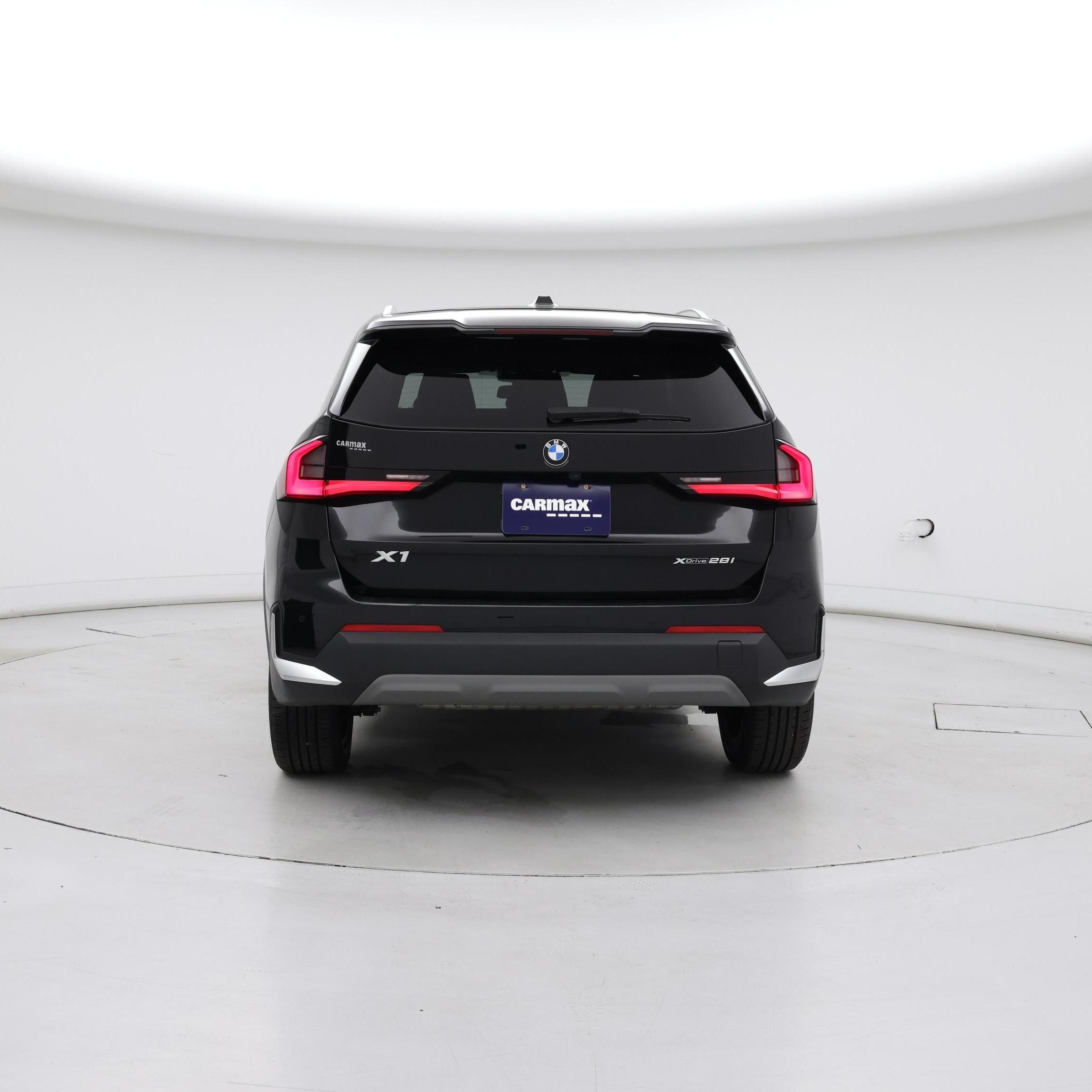 Thumbnail: 2023 BMW X1 - 6