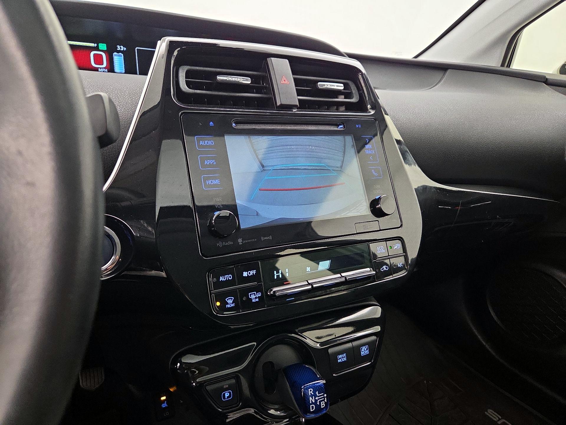 Thumbnail: 2016 Toyota Prius - 15