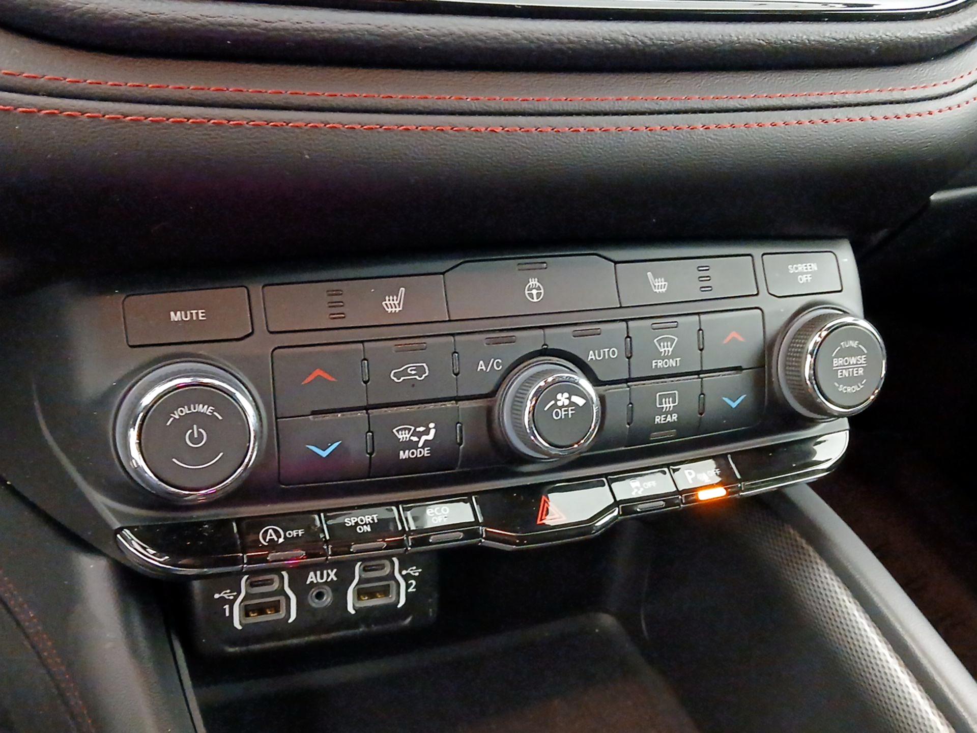 Thumbnail: 2023 Dodge Durango - 17