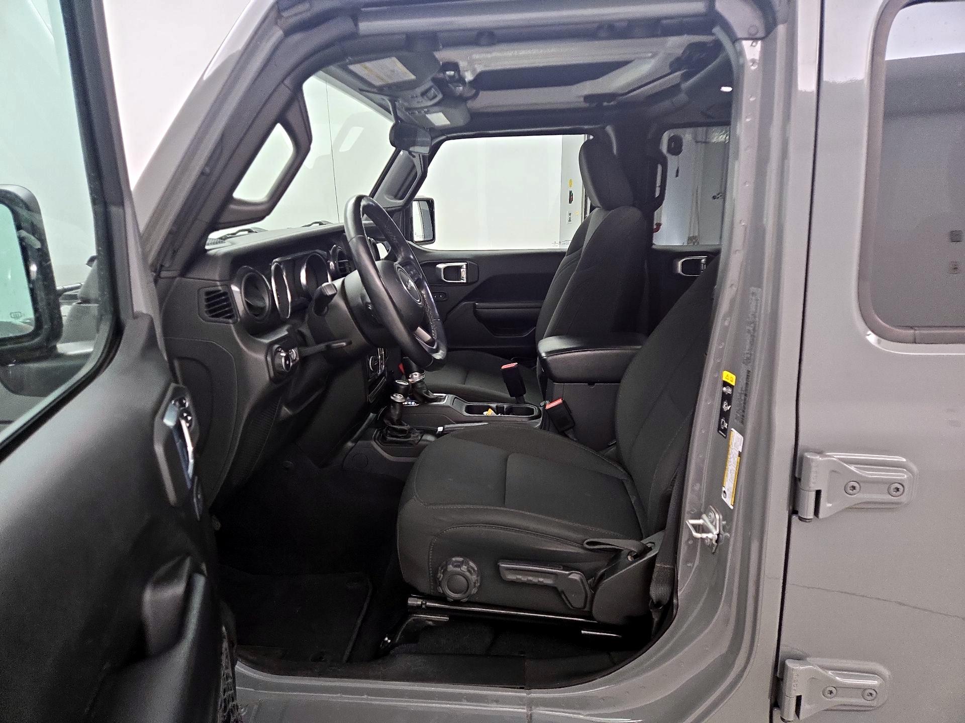 Thumbnail: 2021 Jeep Wrangler - 11