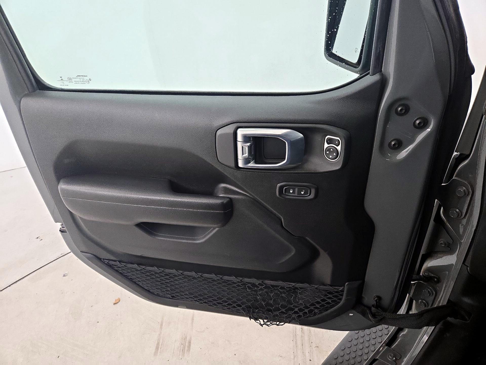 Thumbnail: 2021 Jeep Wrangler - 12