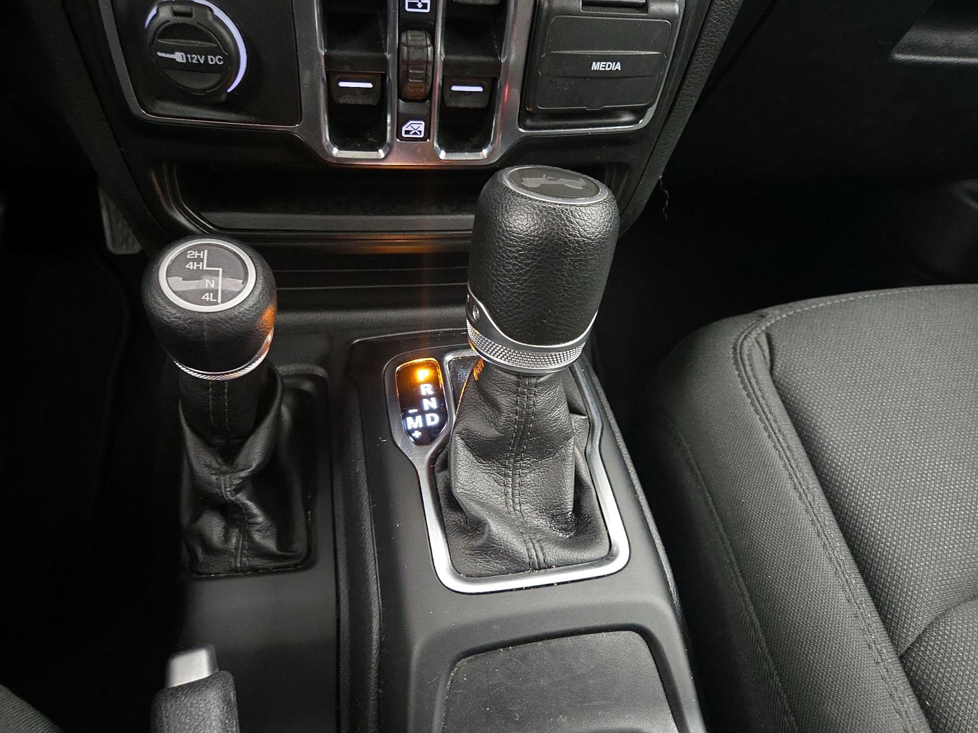 Thumbnail: 2021 Jeep Wrangler - 17