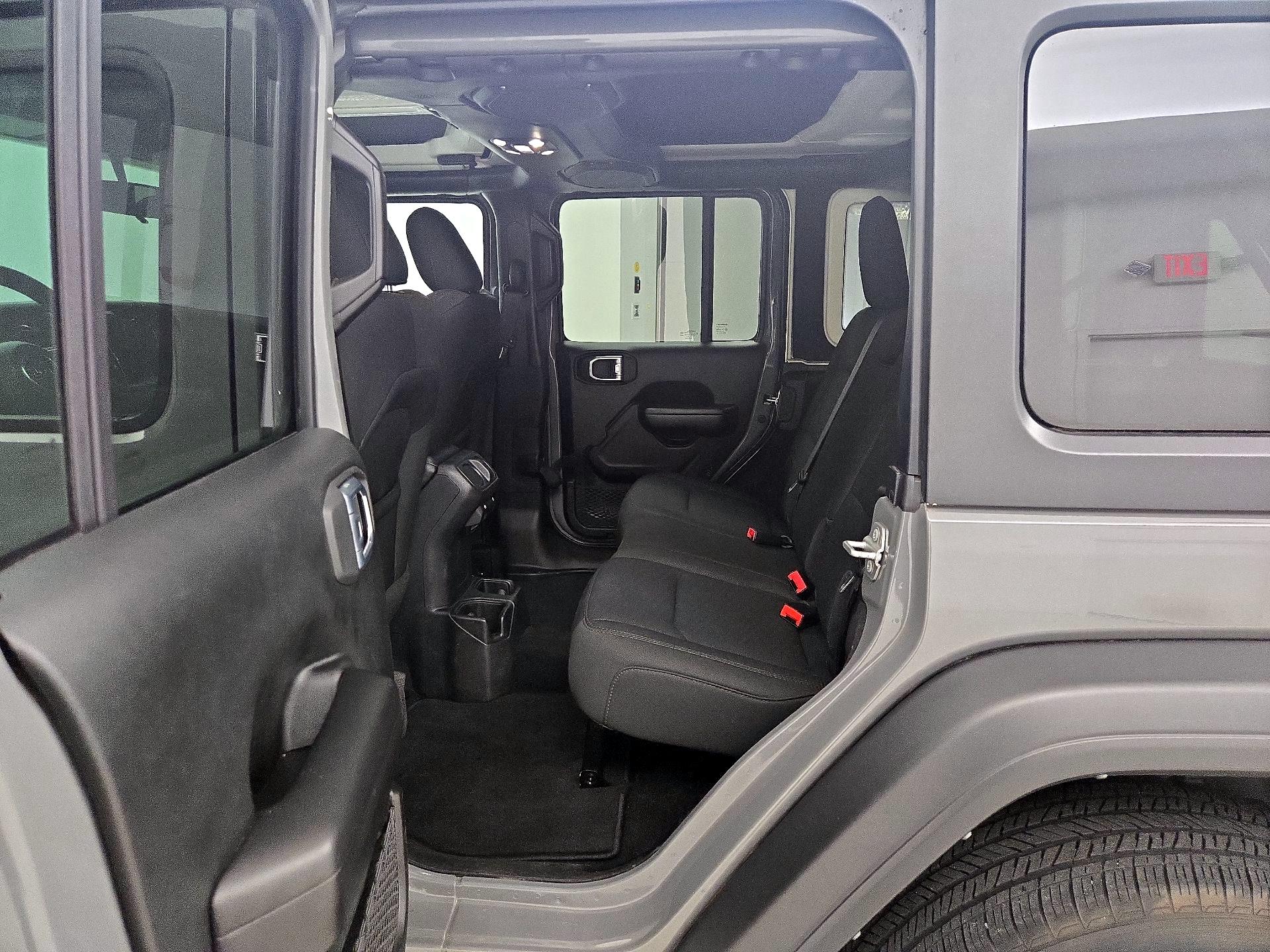 Thumbnail: 2021 Jeep Wrangler - 19