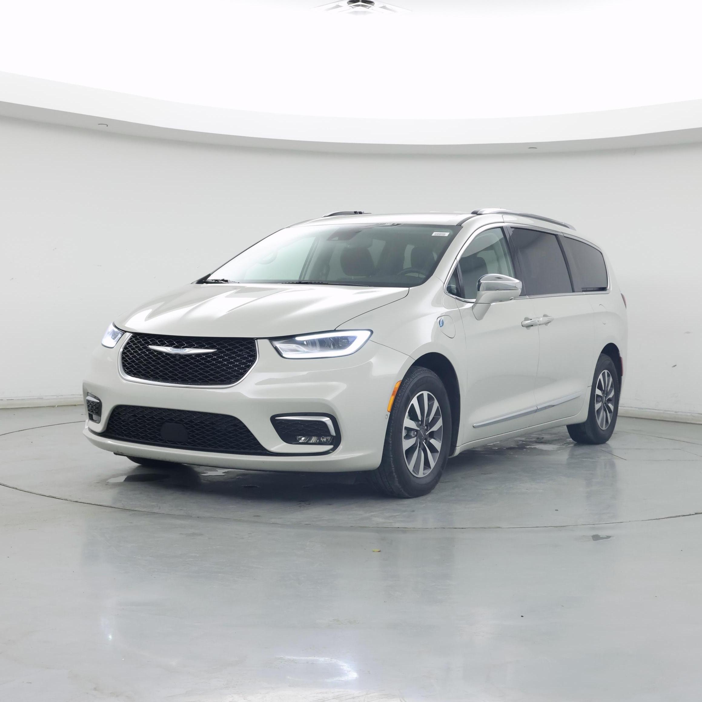 Thumbnail: 2021 Chrysler Pacifica - 4
