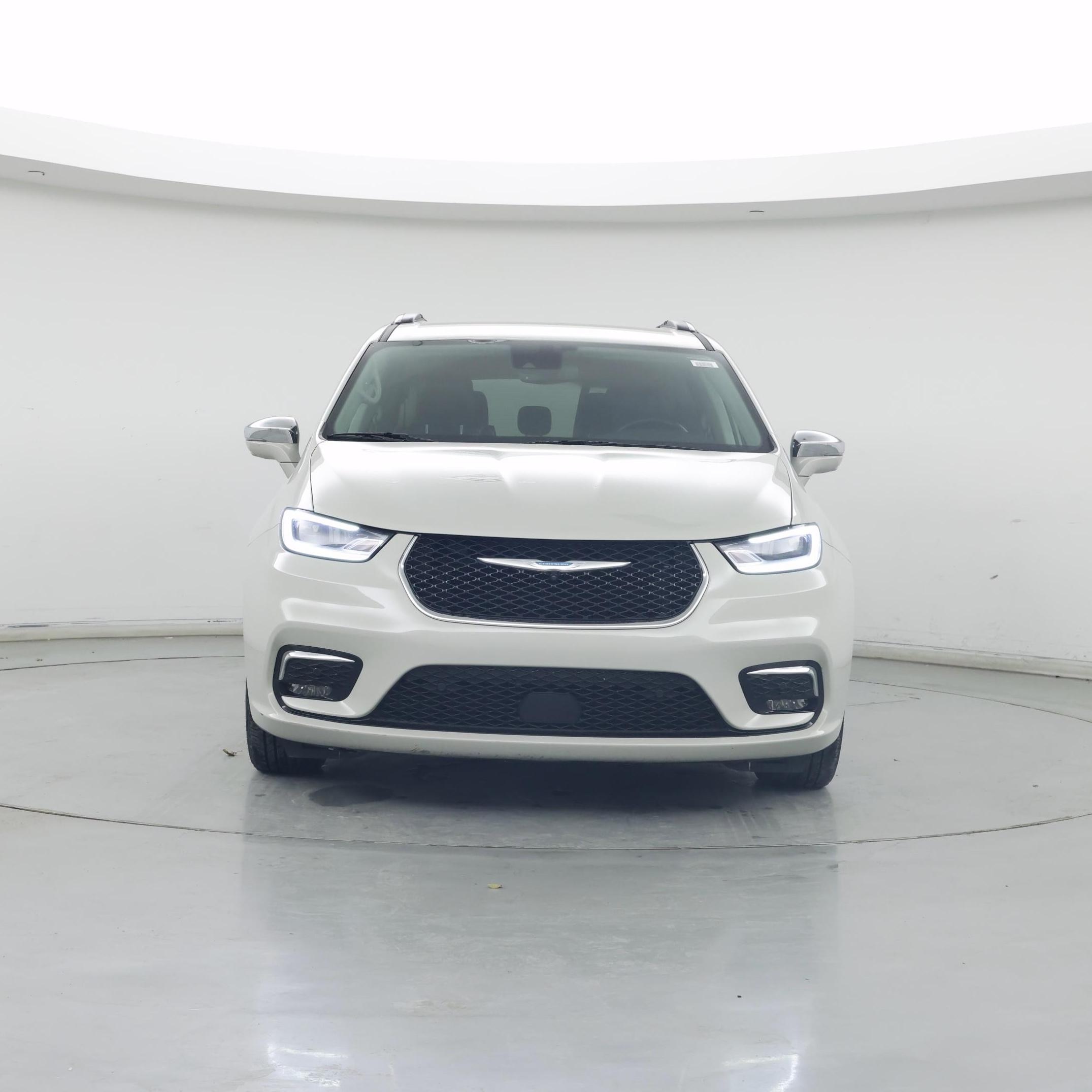 Thumbnail: 2021 Chrysler Pacifica - 5