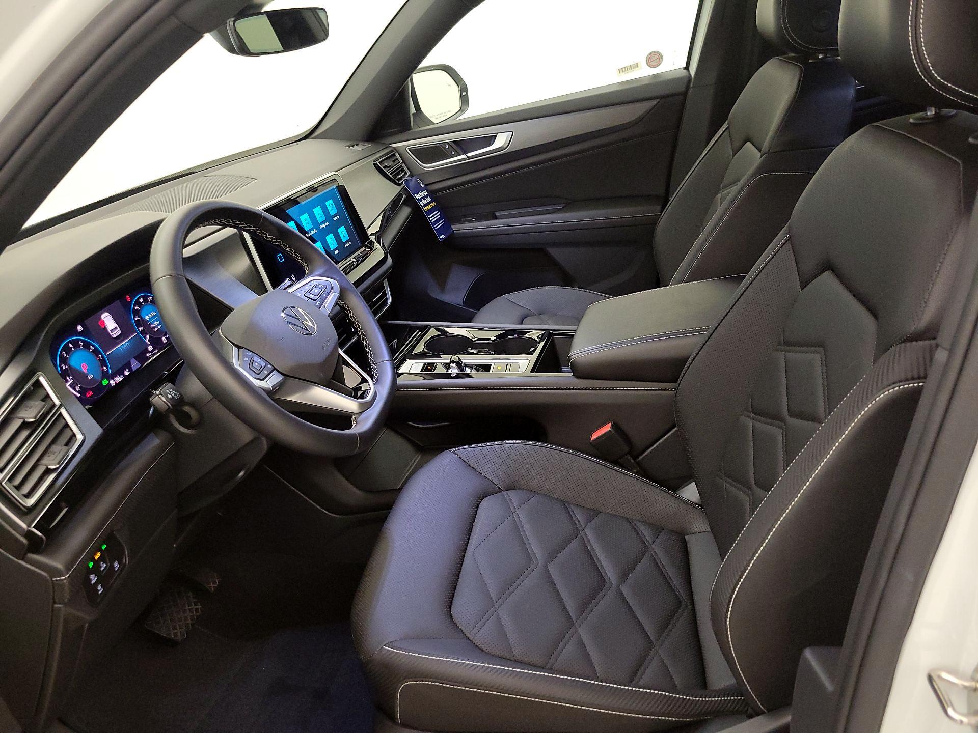 Thumbnail: 2025 Volkswagen Atlas - 11