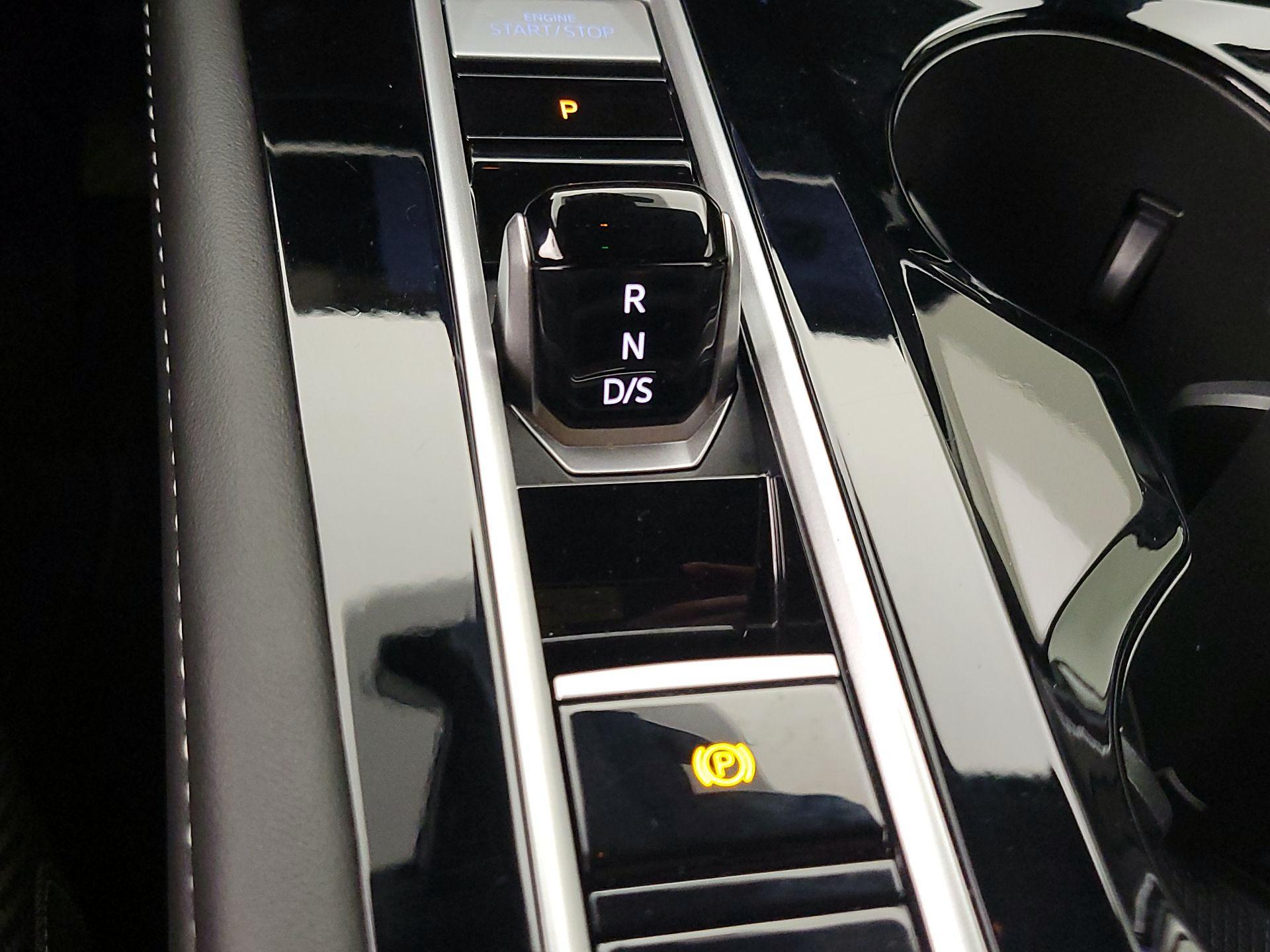 Thumbnail: 2025 Volkswagen Atlas - 17