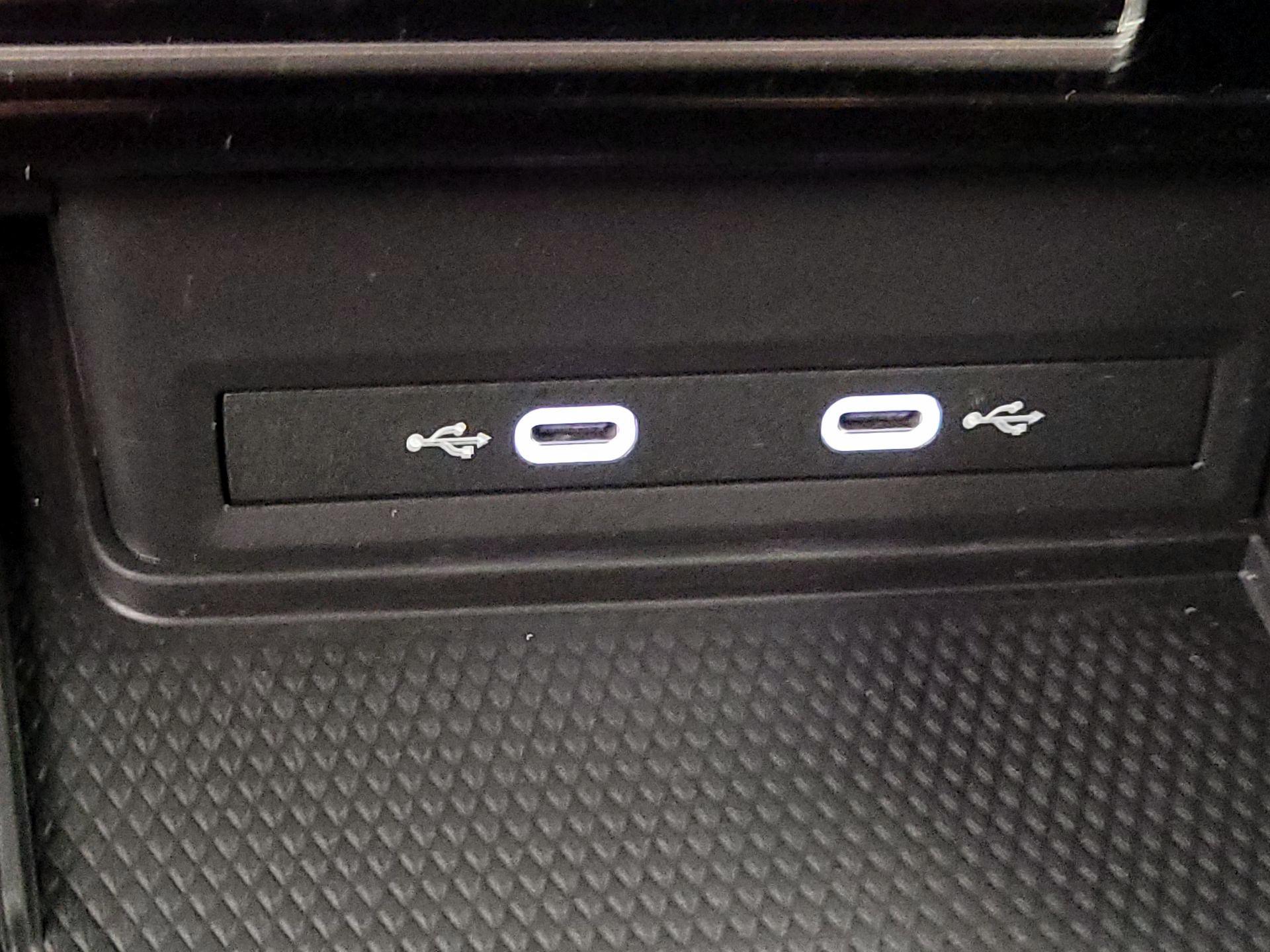 Thumbnail: 2025 Volkswagen Atlas - 18