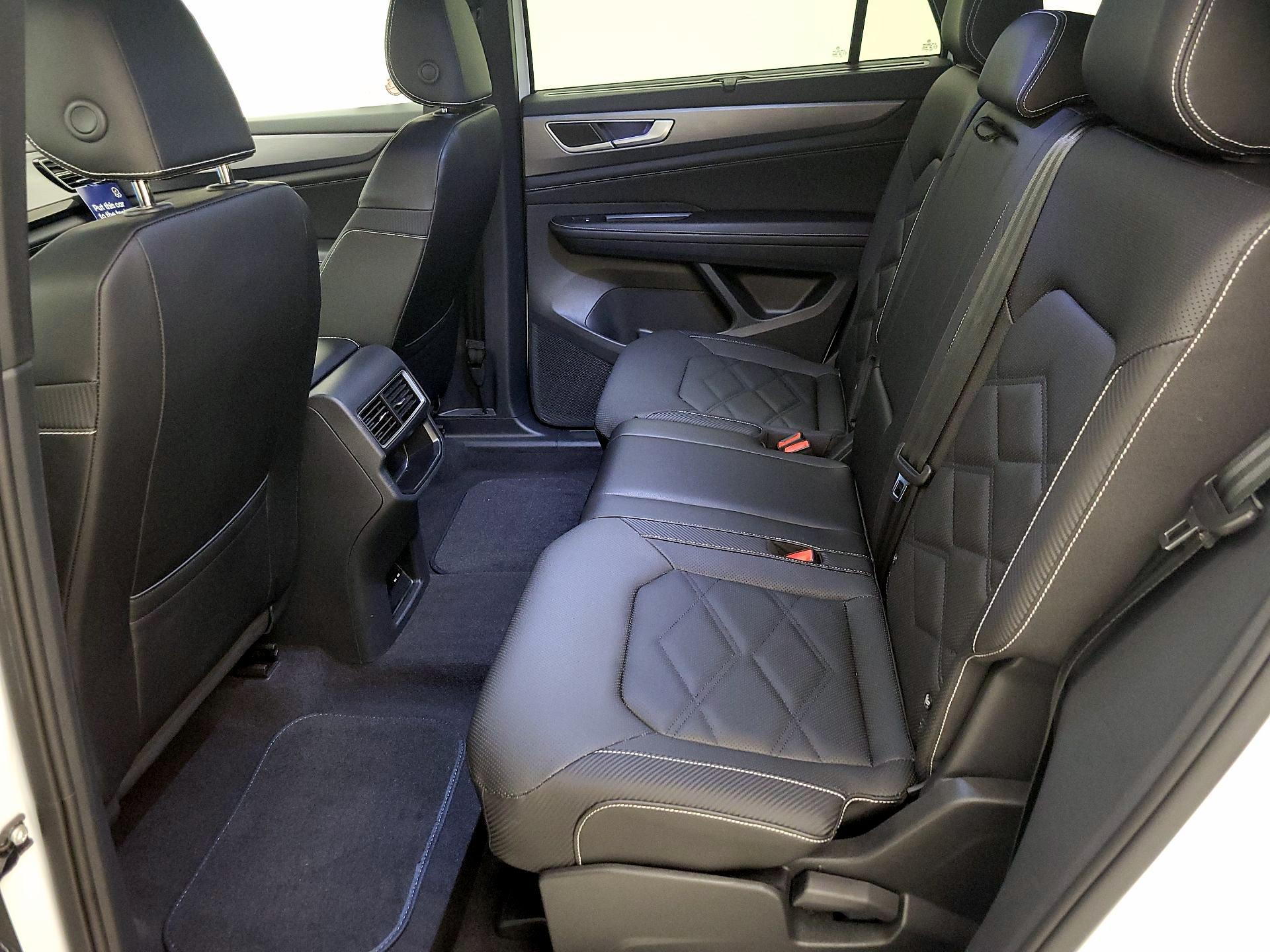 Thumbnail: 2025 Volkswagen Atlas - 19