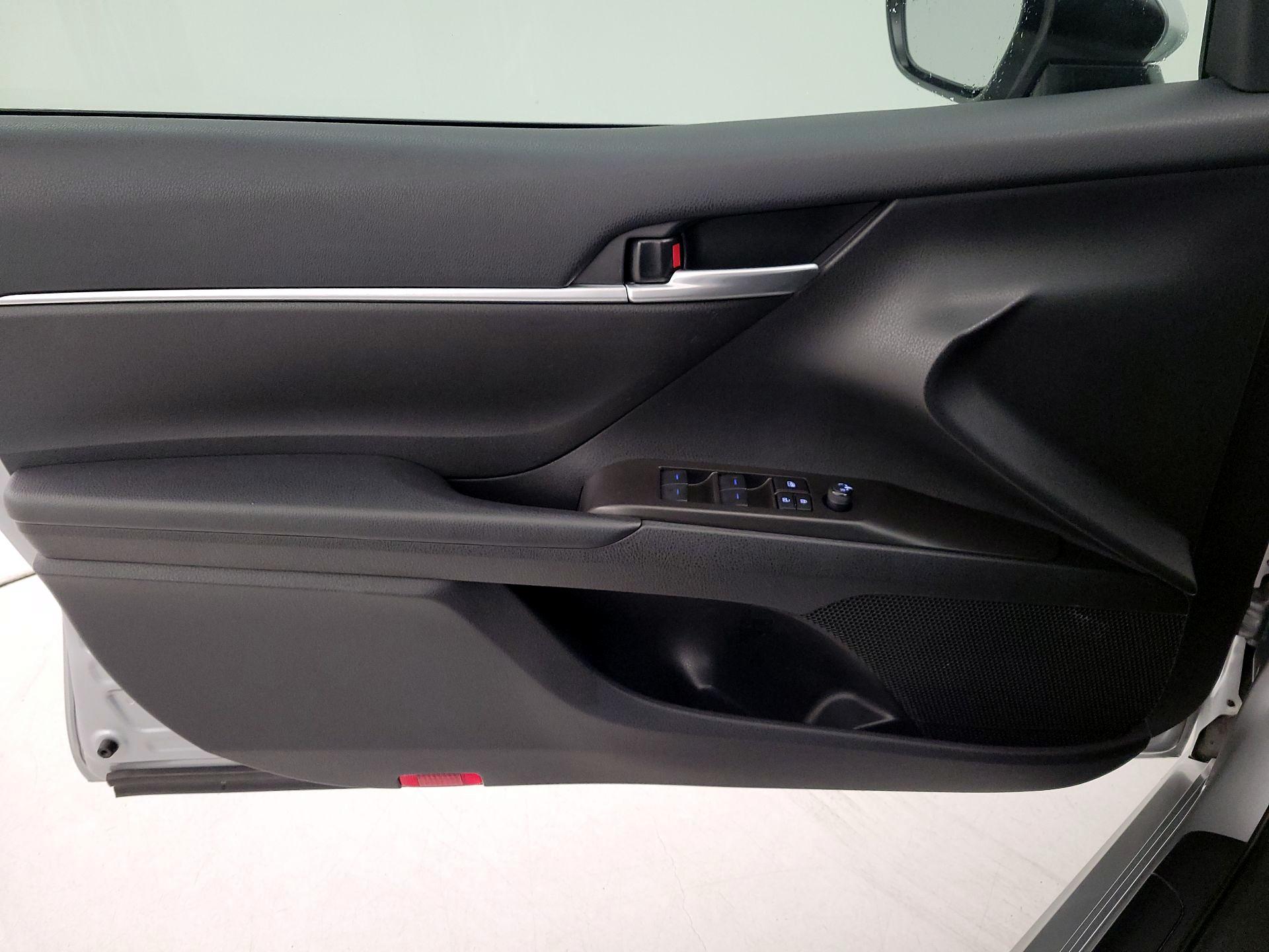 Thumbnail: 2023 Toyota Camry - 12