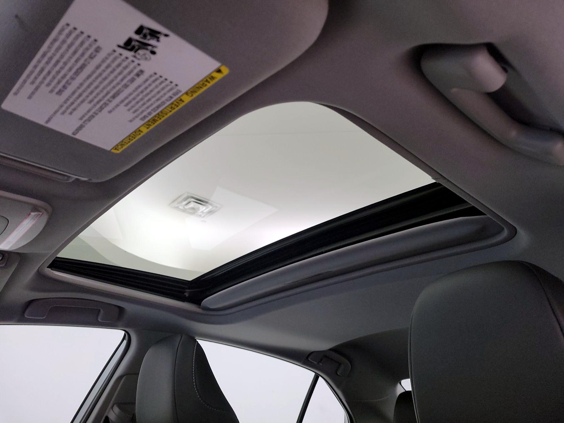 Thumbnail: 2023 Toyota Camry - 20