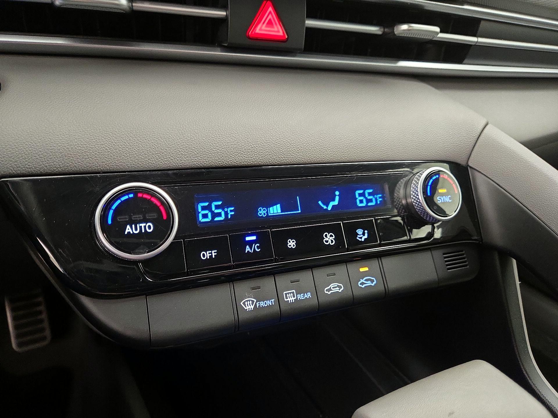 Thumbnail: 2025 Hyundai Elantra - 16