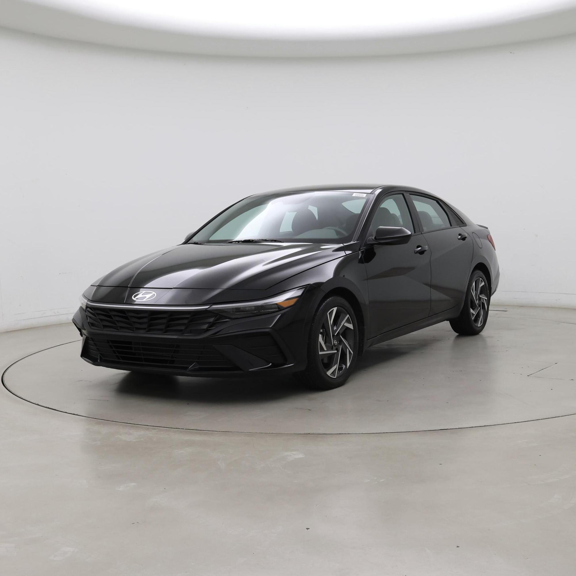 Thumbnail: 2025 Hyundai Elantra - 4