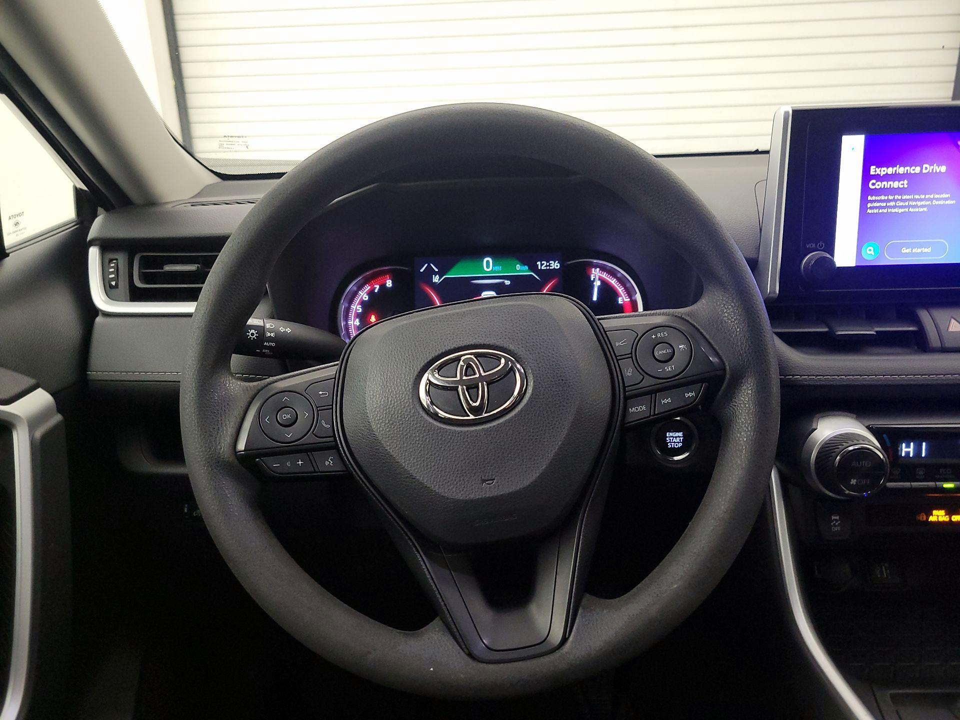 Thumbnail: 2023 Toyota RAV4 - 10