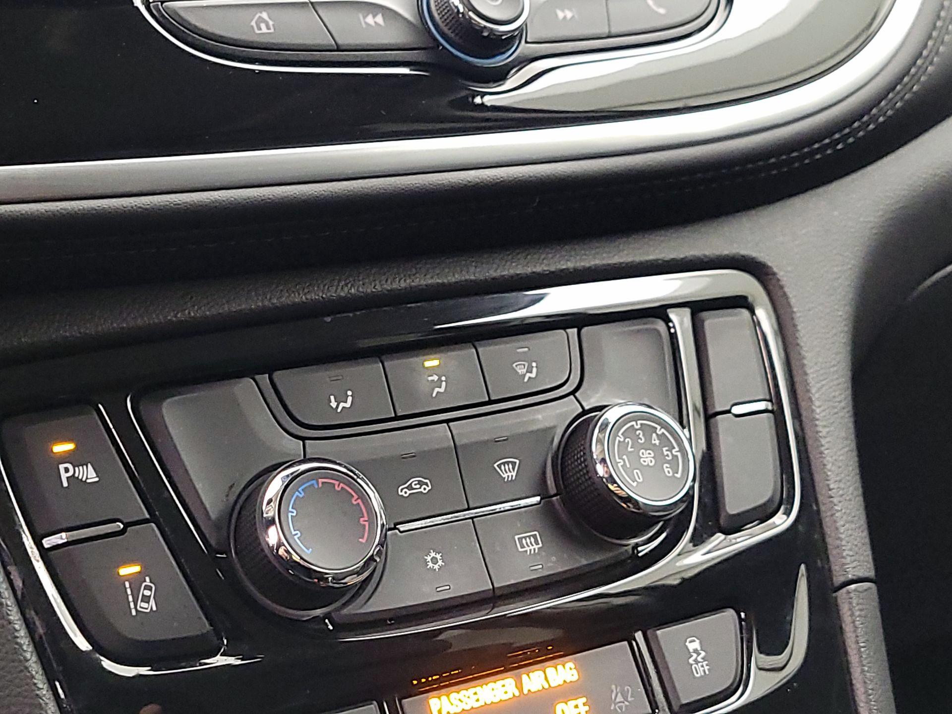 Thumbnail: 2022 Buick Encore - 16