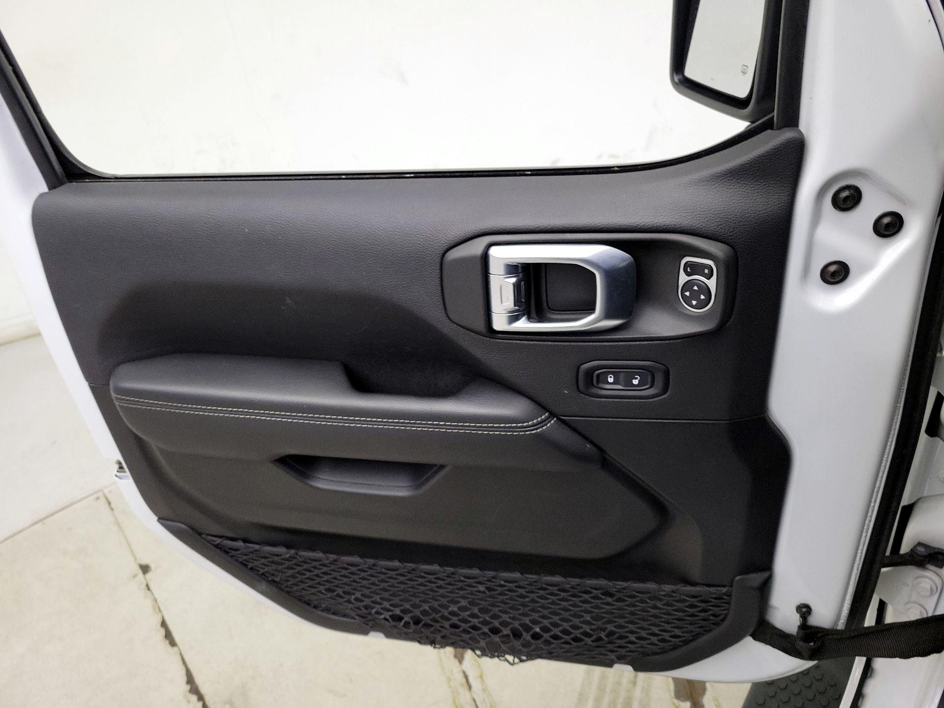 Thumbnail: 2021 Jeep Wrangler - 12