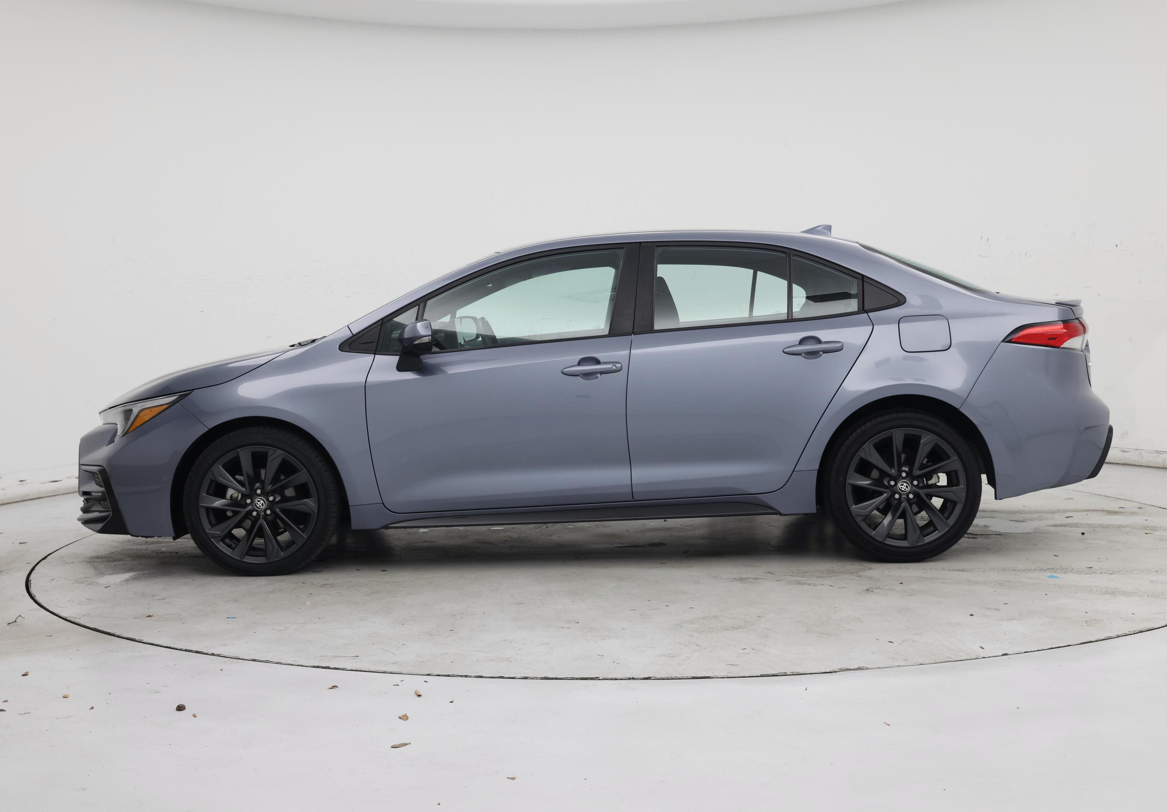 Thumbnail: 2023 Toyota Corolla - 3