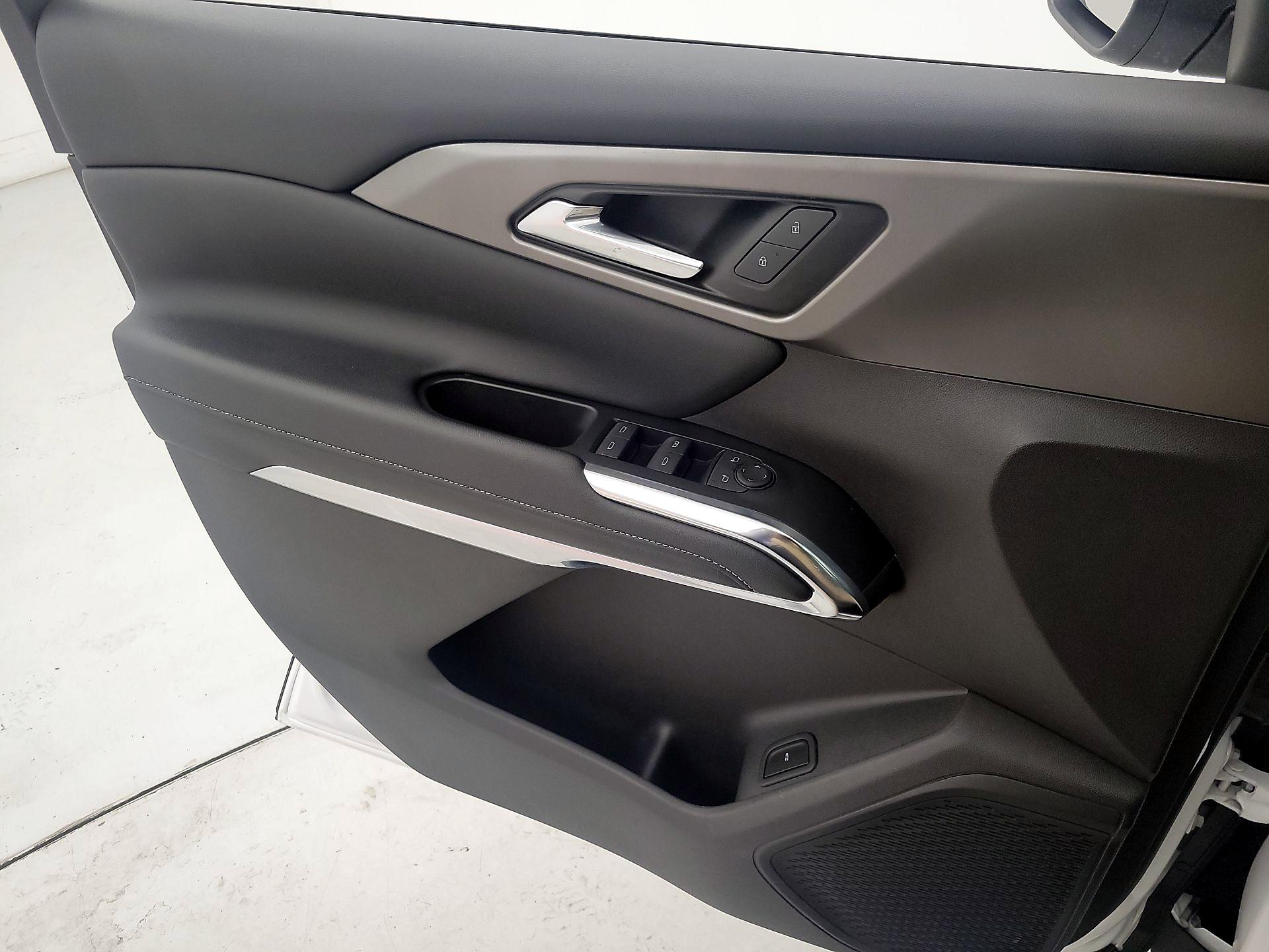 Thumbnail: 2025 Chevrolet Traverse - 12