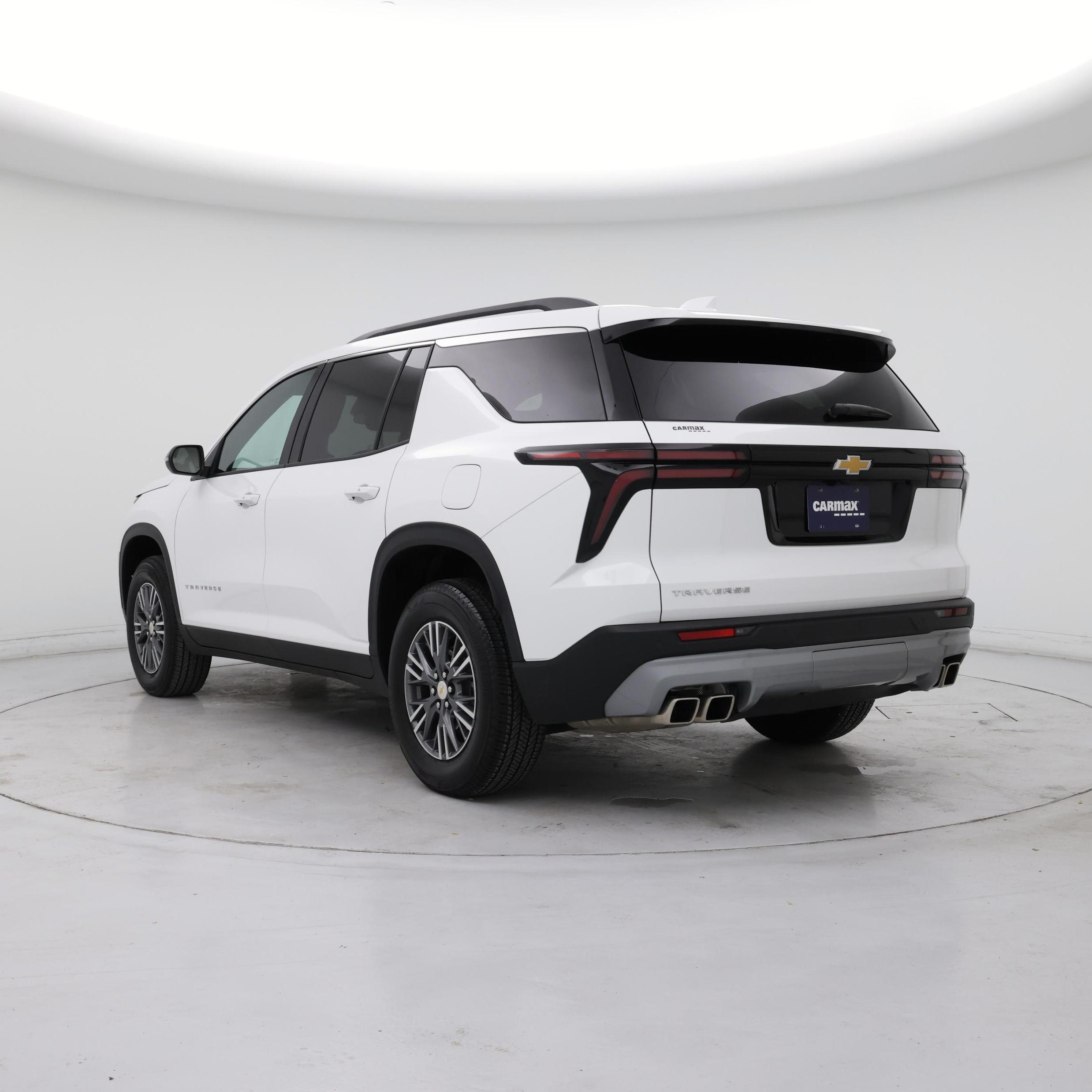 Thumbnail: 2025 Chevrolet Traverse - 2