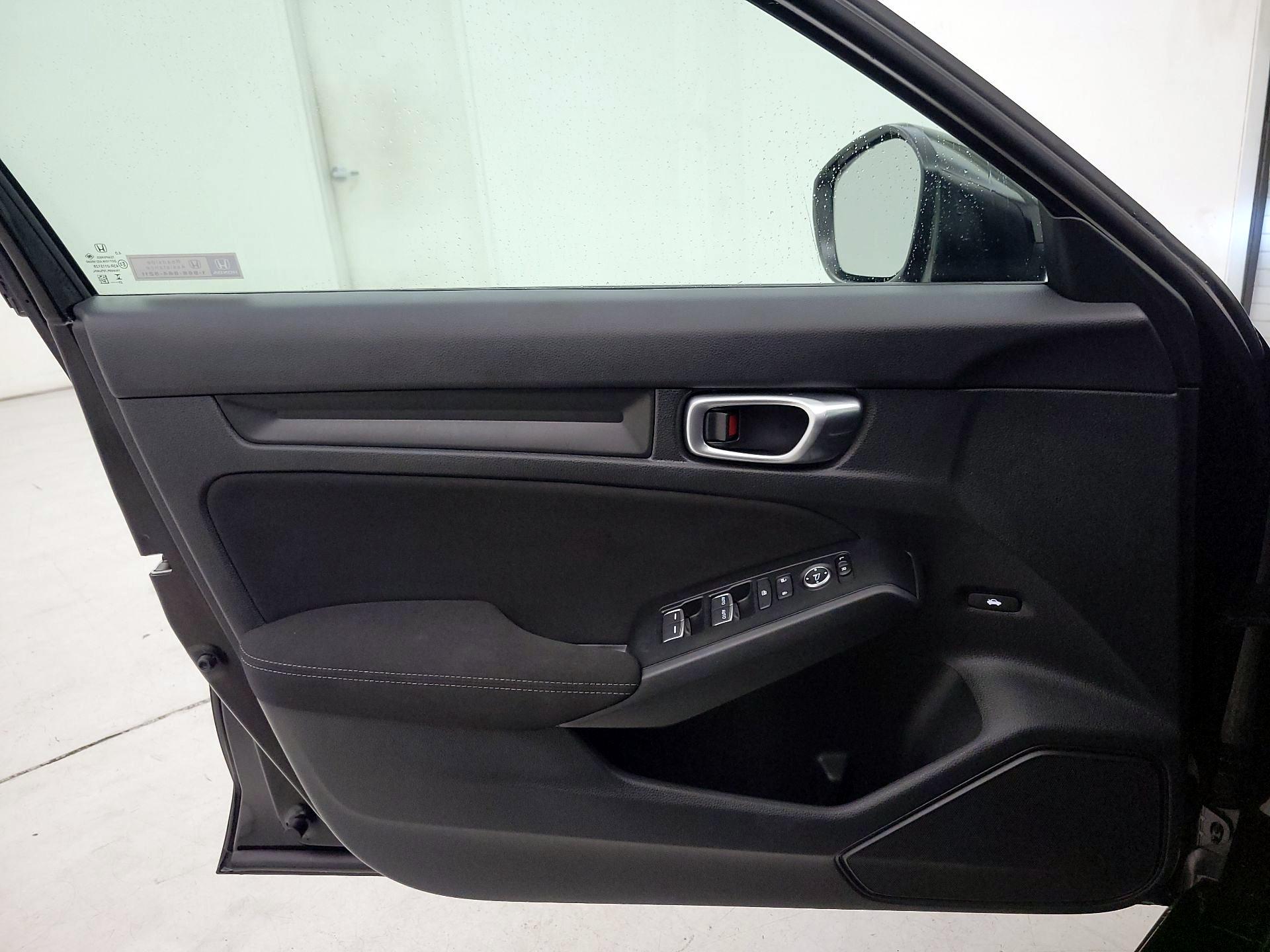 Thumbnail: 2023 Honda Civic - 12