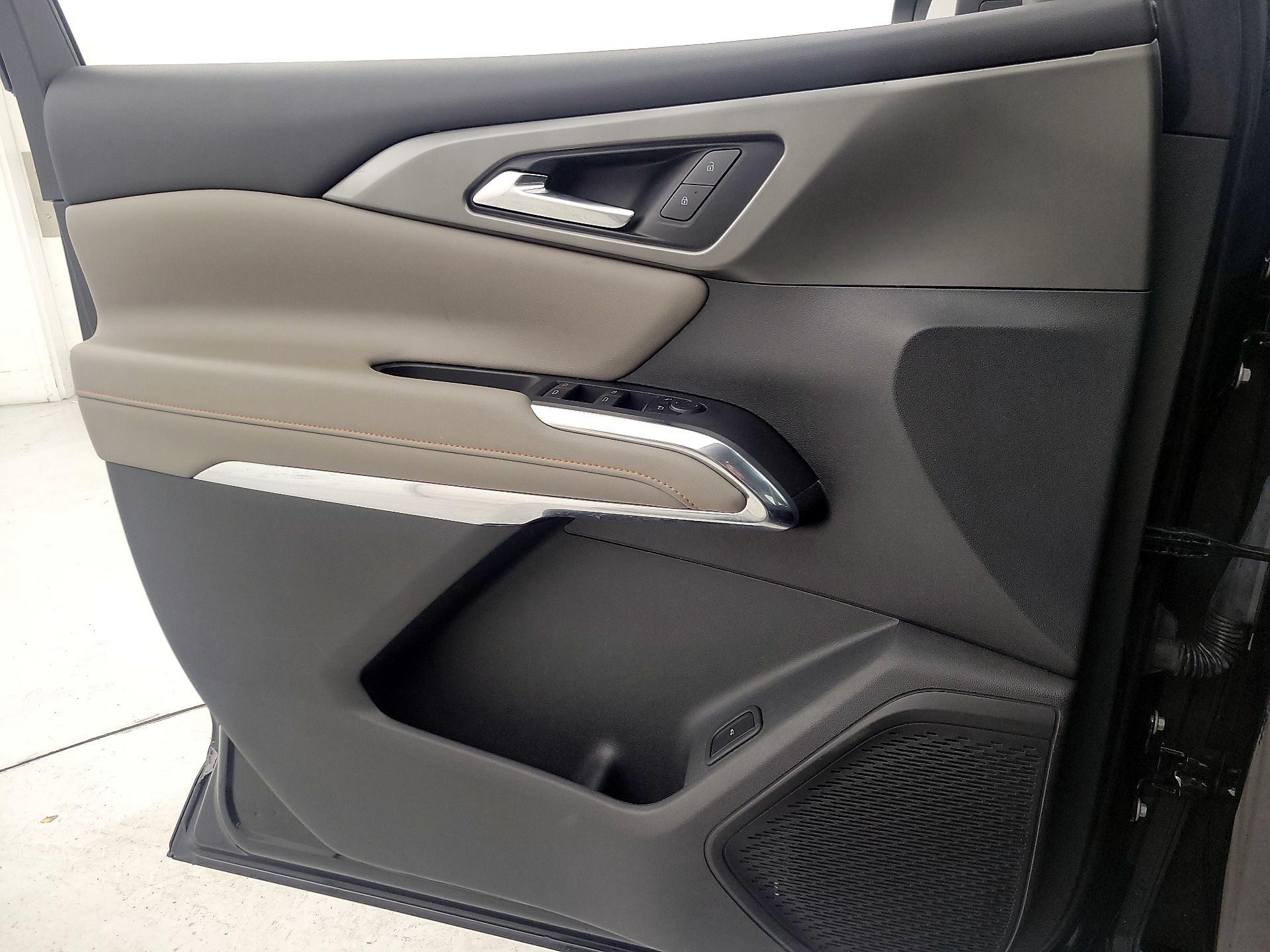 Thumbnail: 2025 Chevrolet Traverse - 12