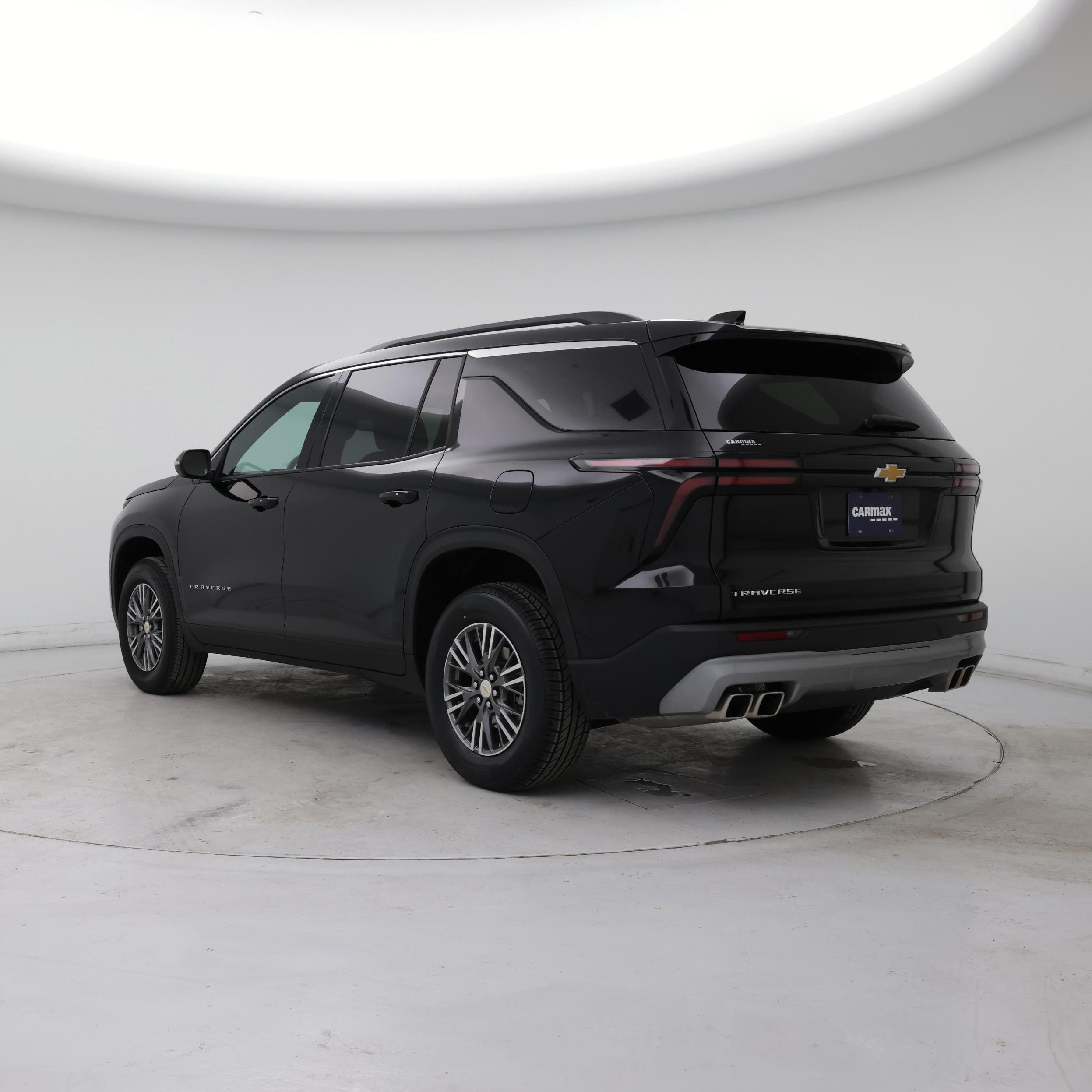 Thumbnail: 2025 Chevrolet Traverse - 2