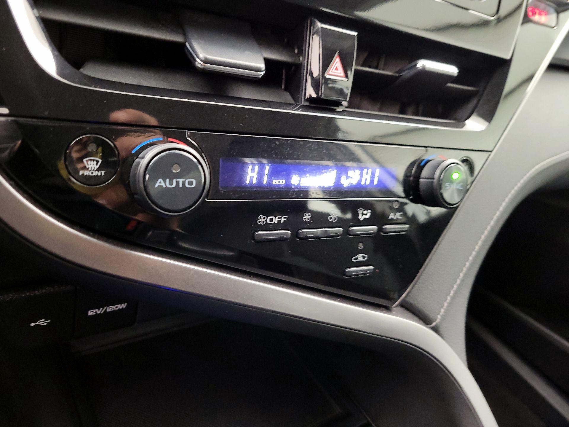 Thumbnail: 2023 Toyota Camry - 16