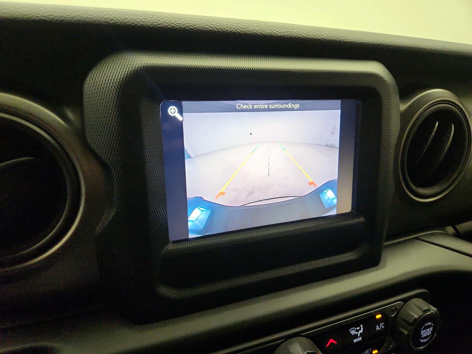 Thumbnail: 2021 Jeep Gladiator - 14