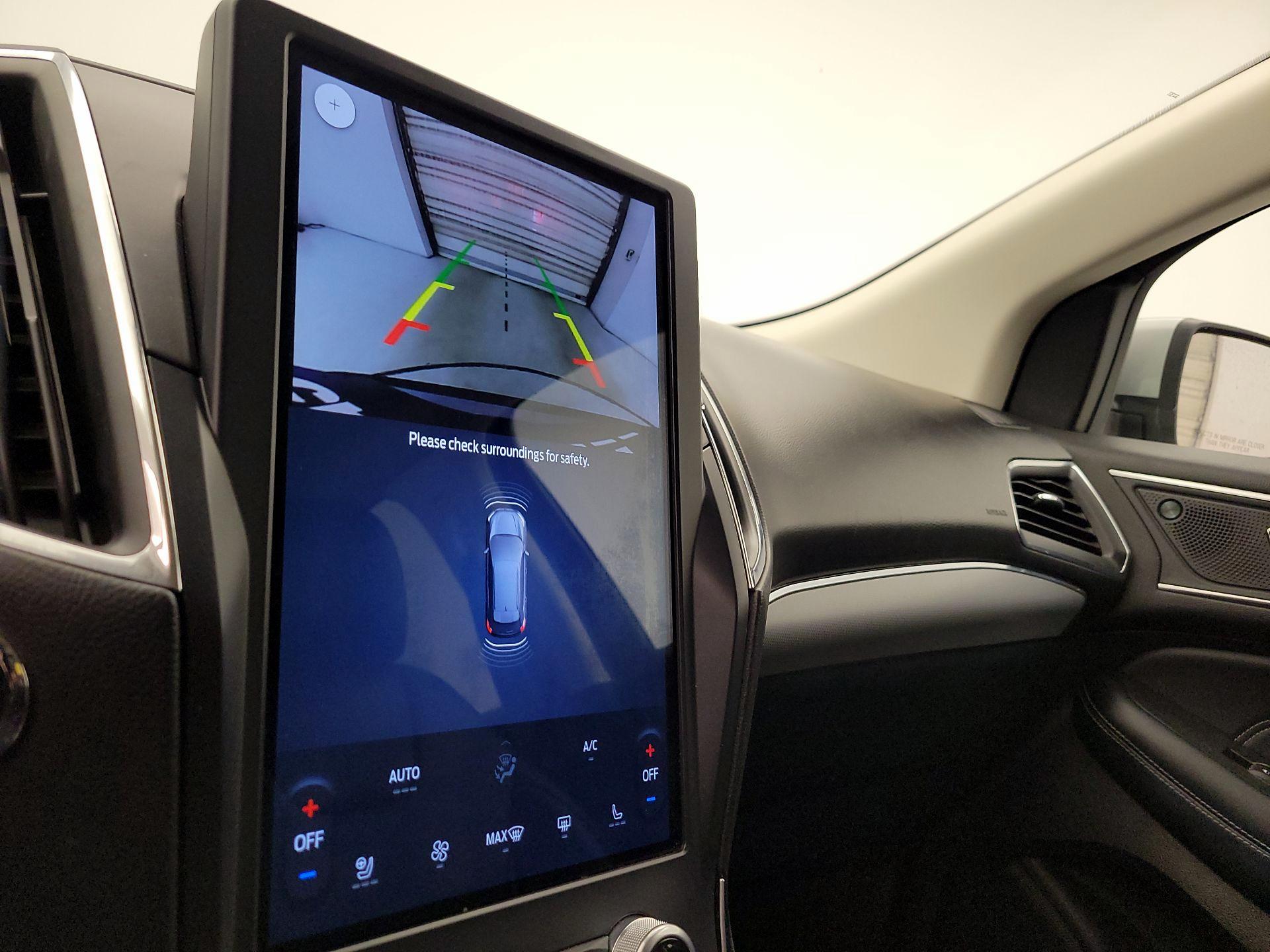 Thumbnail: 2022 Ford Edge - 14