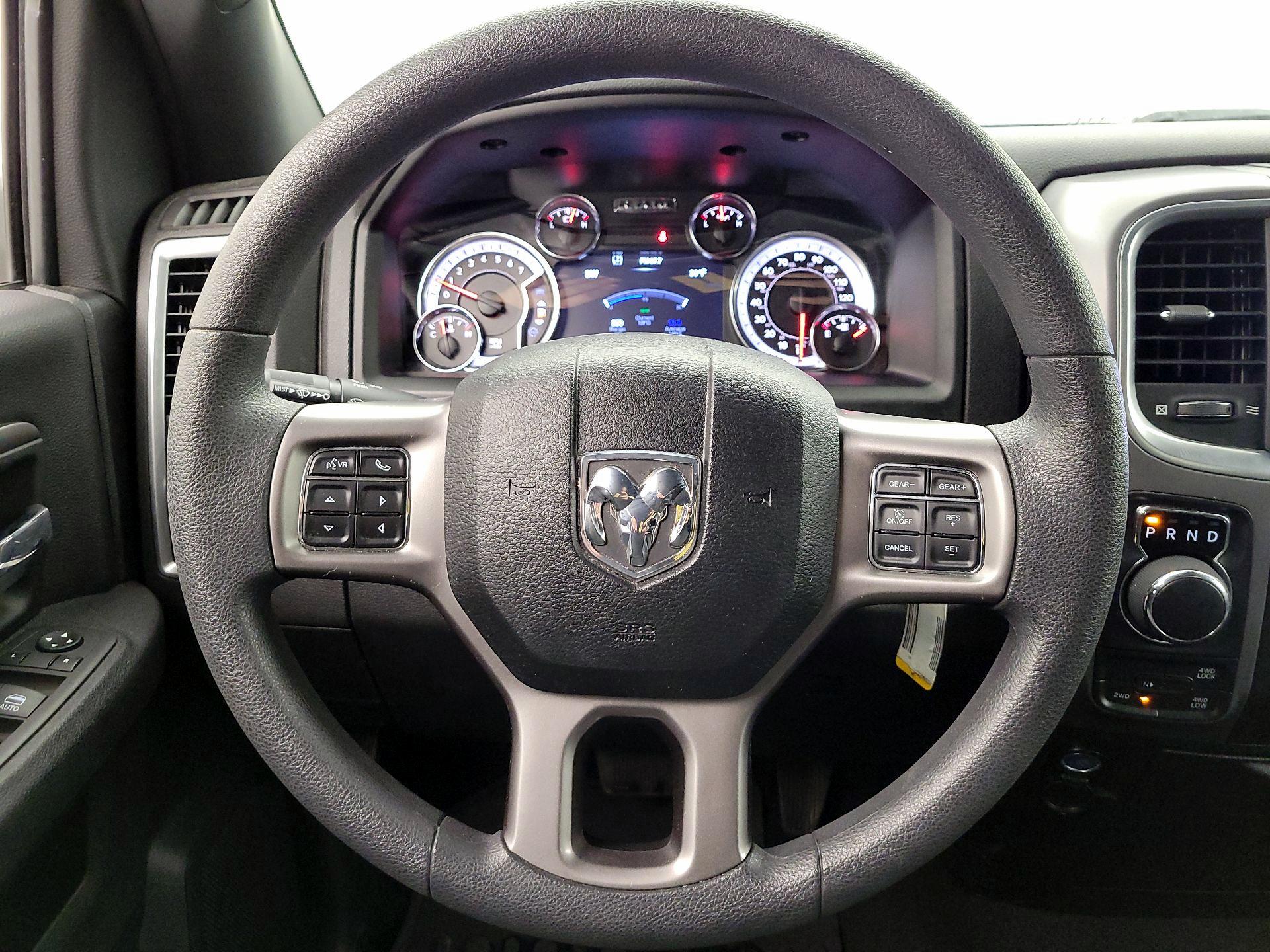 Thumbnail: 2022 RAM 1500 Classic - 10