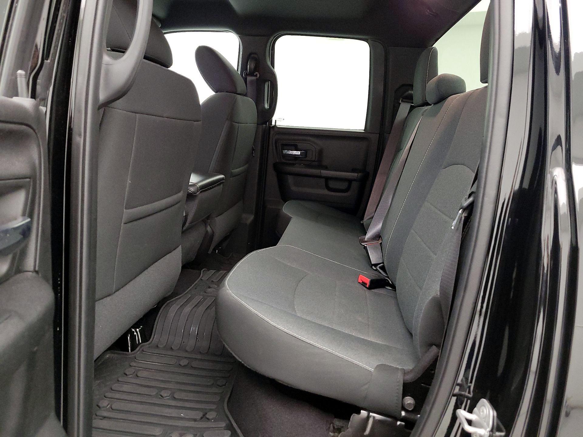 Thumbnail: 2022 RAM 1500 Classic - 19