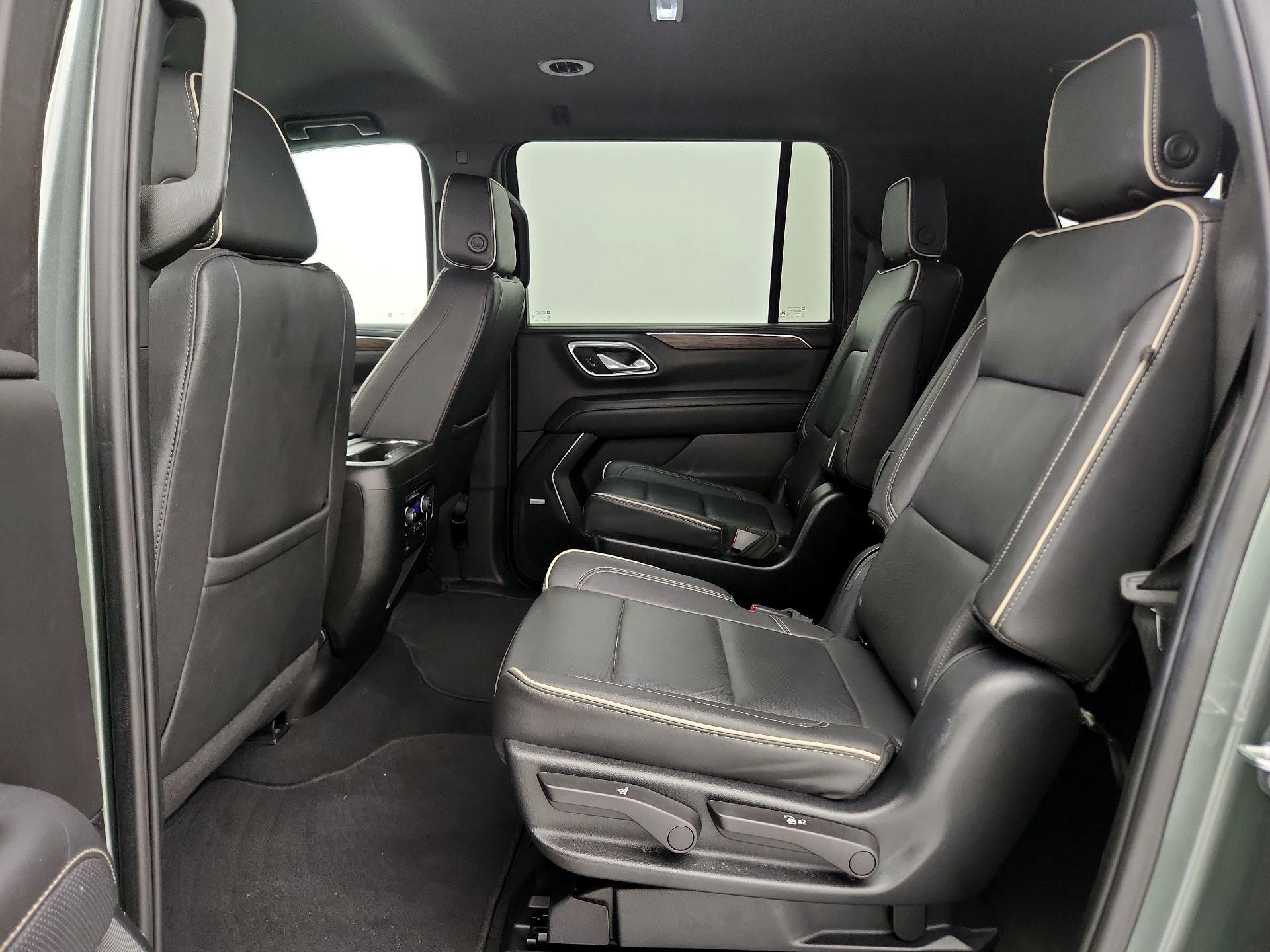 Thumbnail: 2023 Chevrolet Suburban - 20