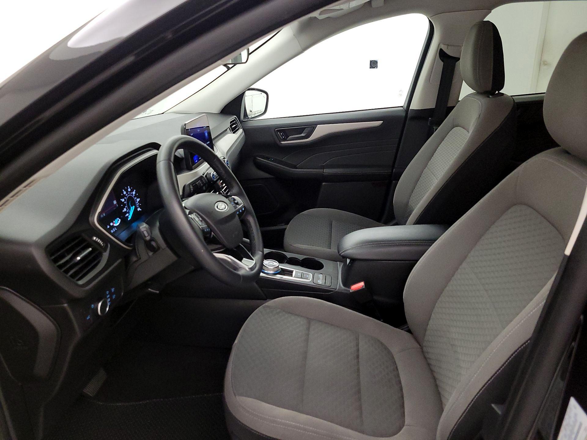 Thumbnail: 2022 Ford Escape - 11